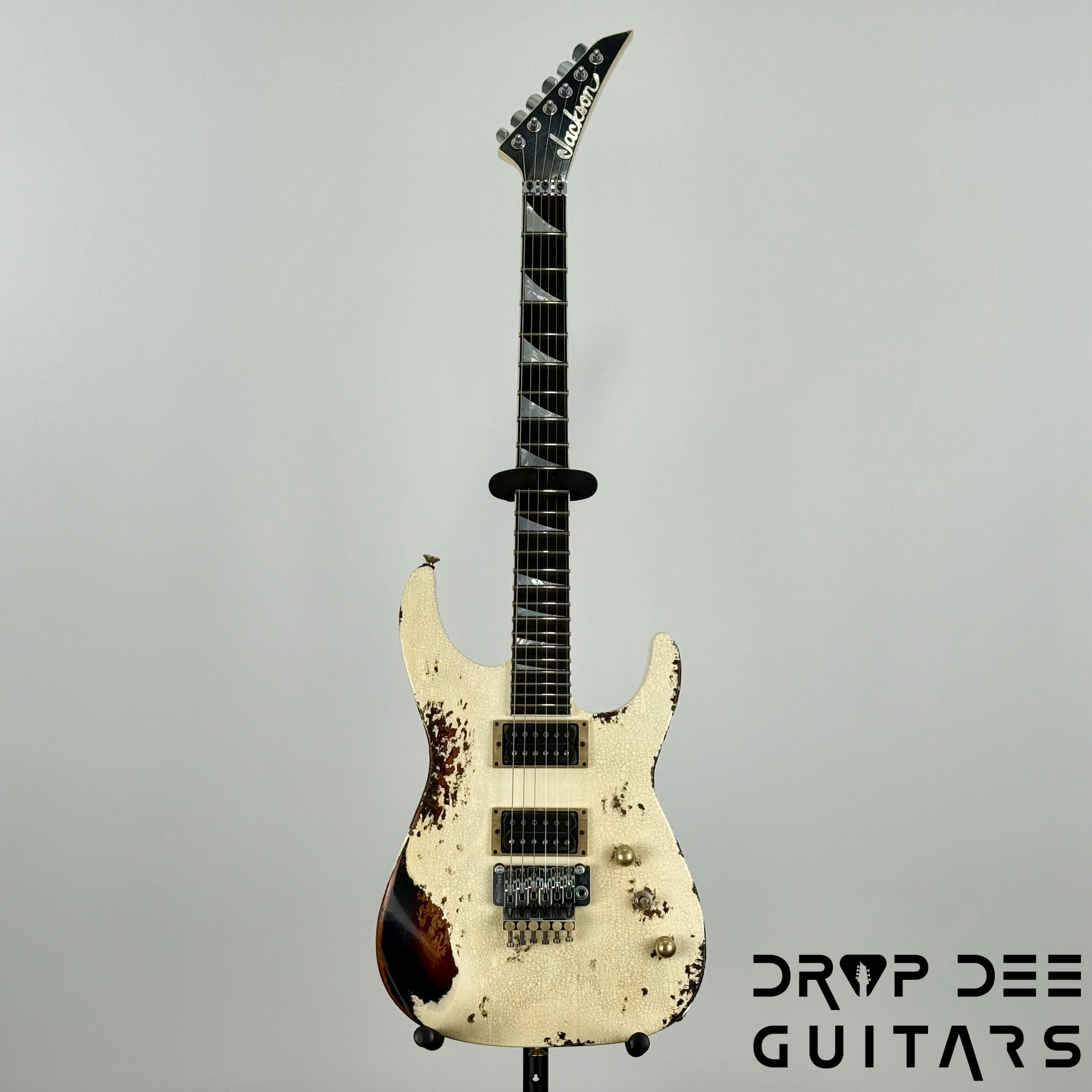 Jackson USA Custom Shop Special Edition Soloist Electric Guitar w/ Case - Vanilla Shake Over 3 Tone Sunburst