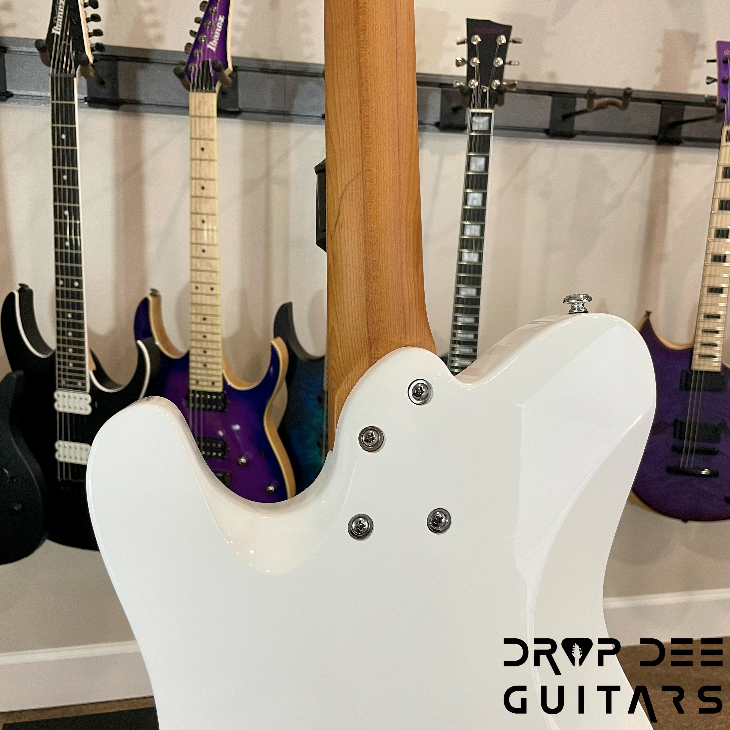 Balaguer Standard Series Thicket Electric Guitar w/ Bag - Solid White