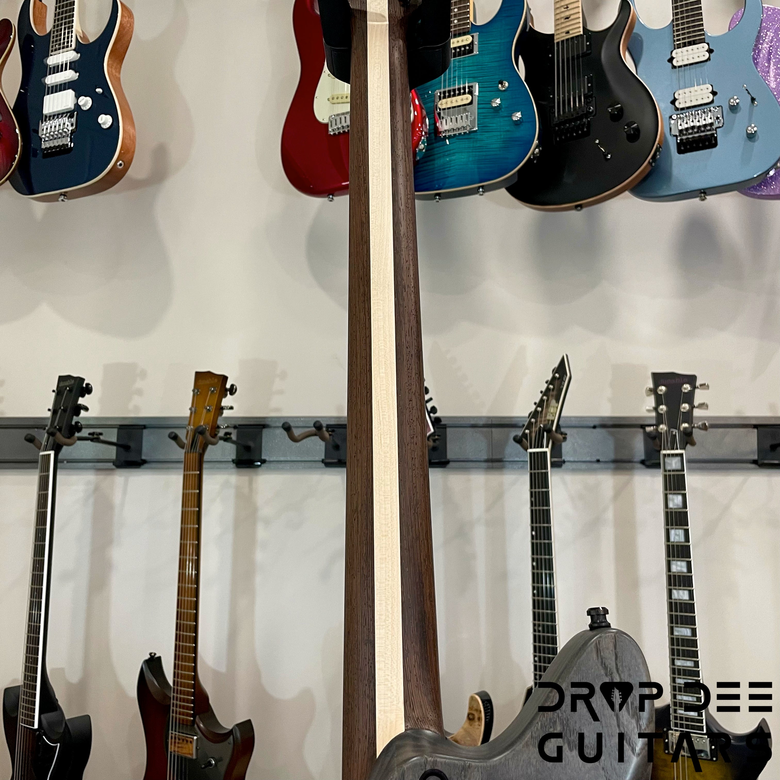 Aviator Maverick 6 Baritone Evertune Pilot Edition Electric Guitar w/ Case