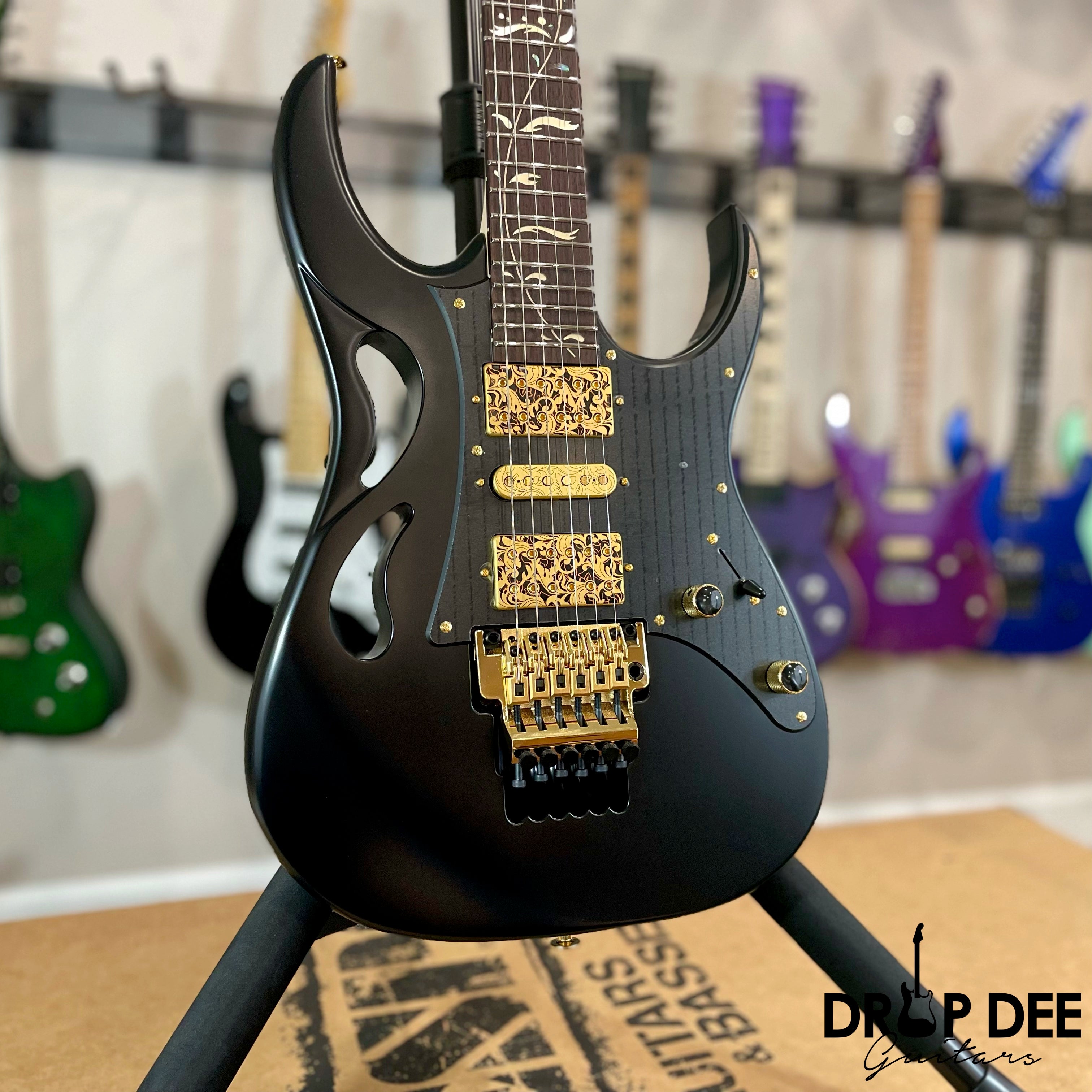 Ibanez Steve Vai Signature PIA3761XB Electric Guitar w/ Case