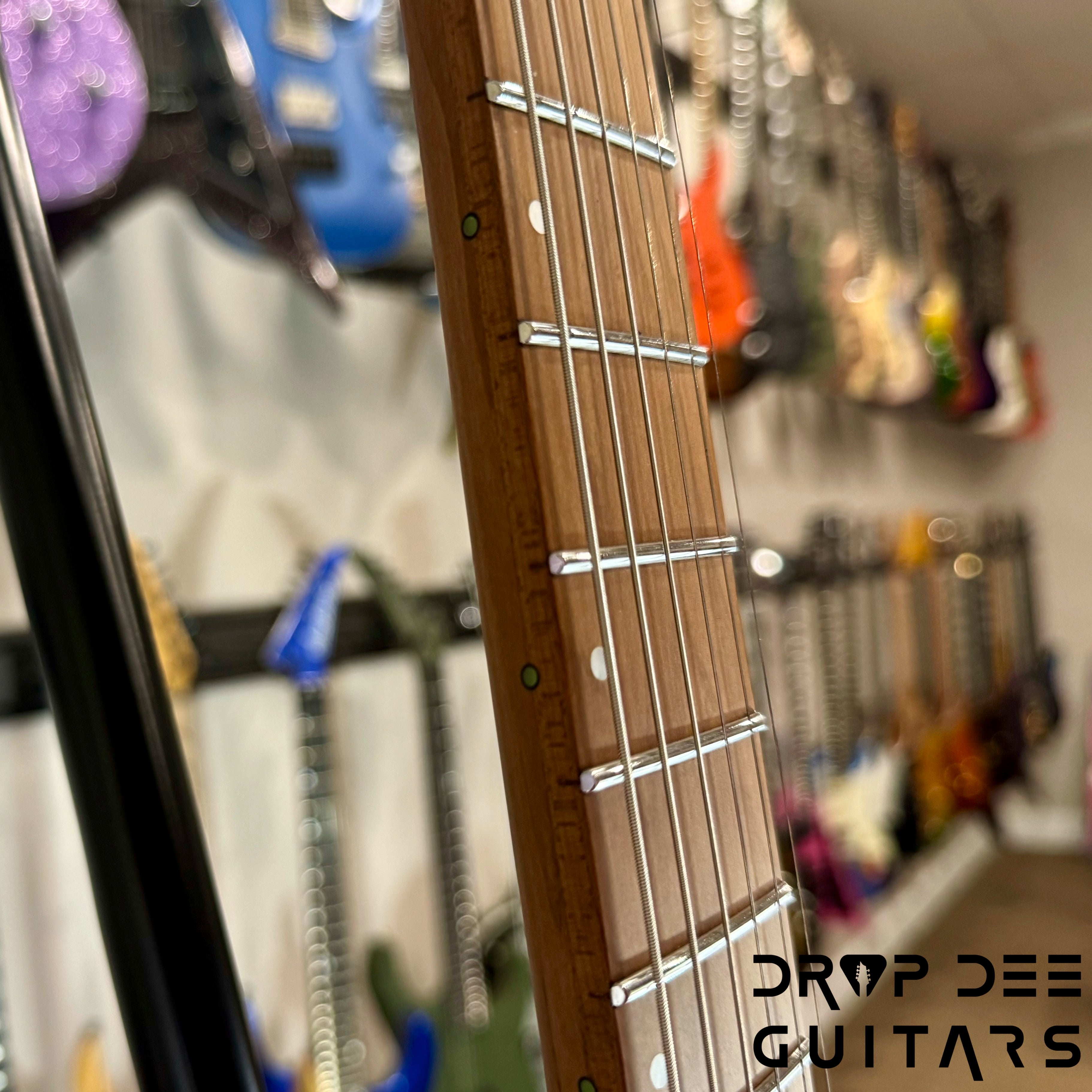 Ibanez Quest Q54W Headless Electric Guitar w/ Bag