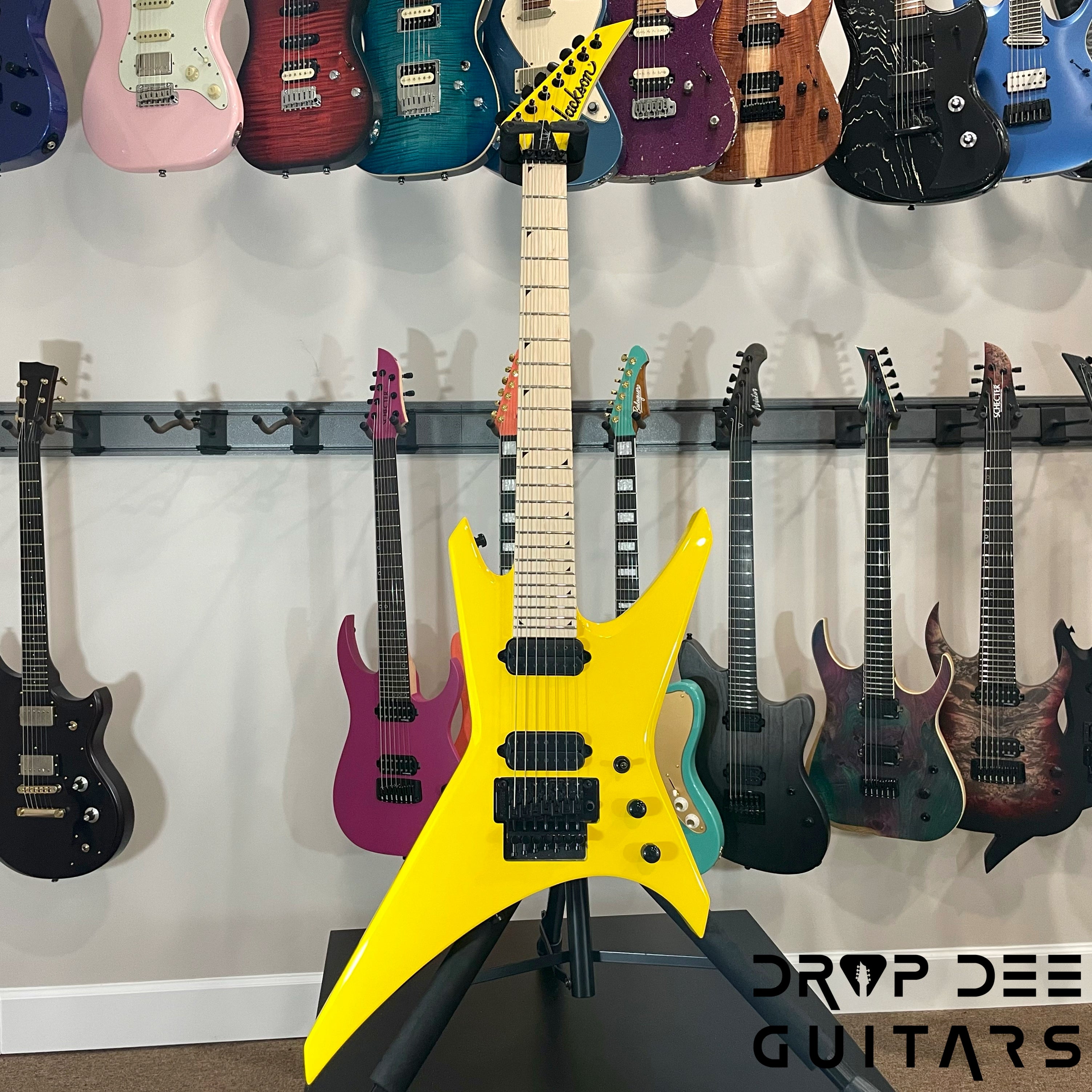 Jackson Pro Series Dave Davidson Signature WR7 Baritone 7-String Electric Guitar w/ Bag
