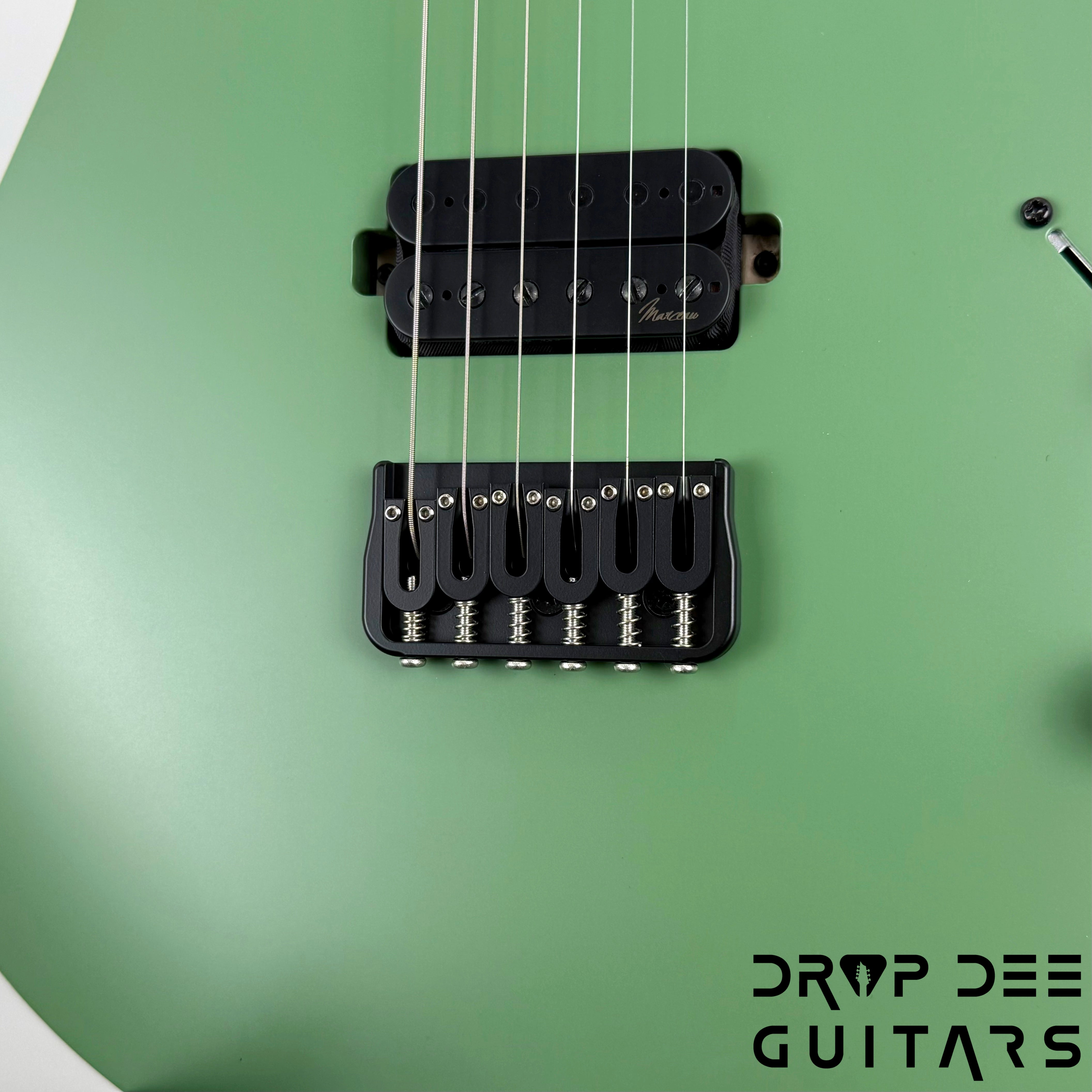 Infinia Ceres 6 Electric Guitar w/ Bag - Imperial Green