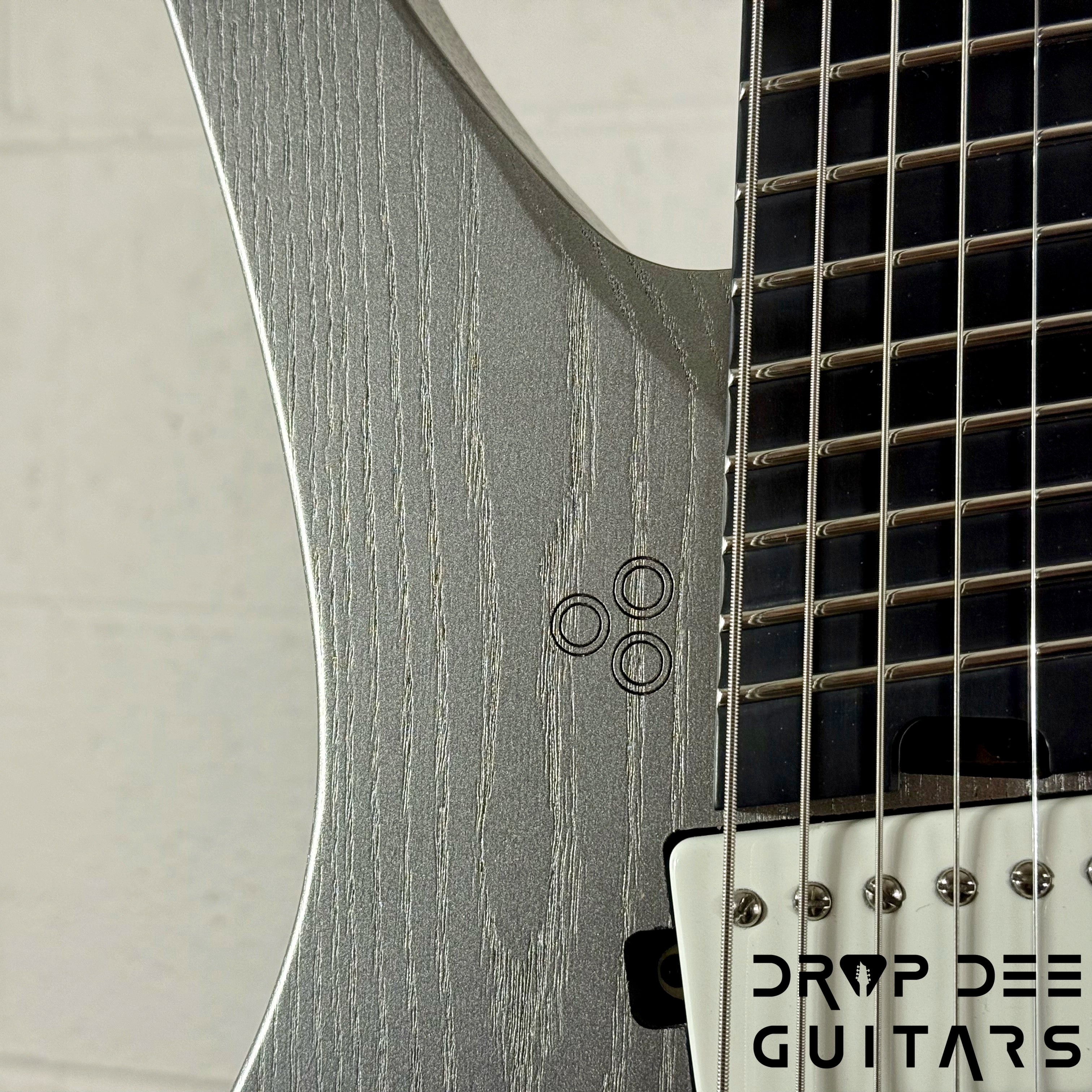 GOC Varja 7 Multiscale 7-String Electric Guitar w/ Bag - Silver