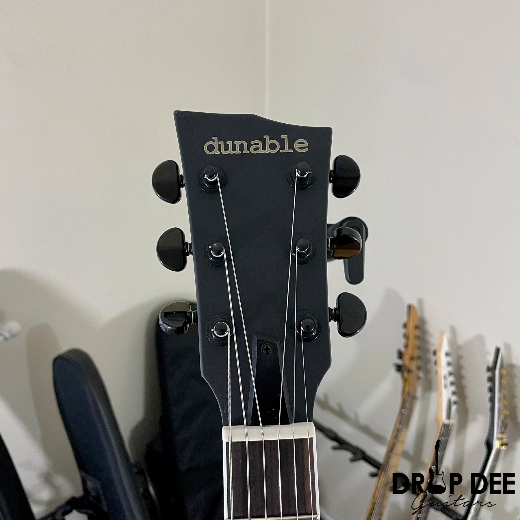 Dunable USA Custom Shop Minotaur Electric Guitar w/ Case