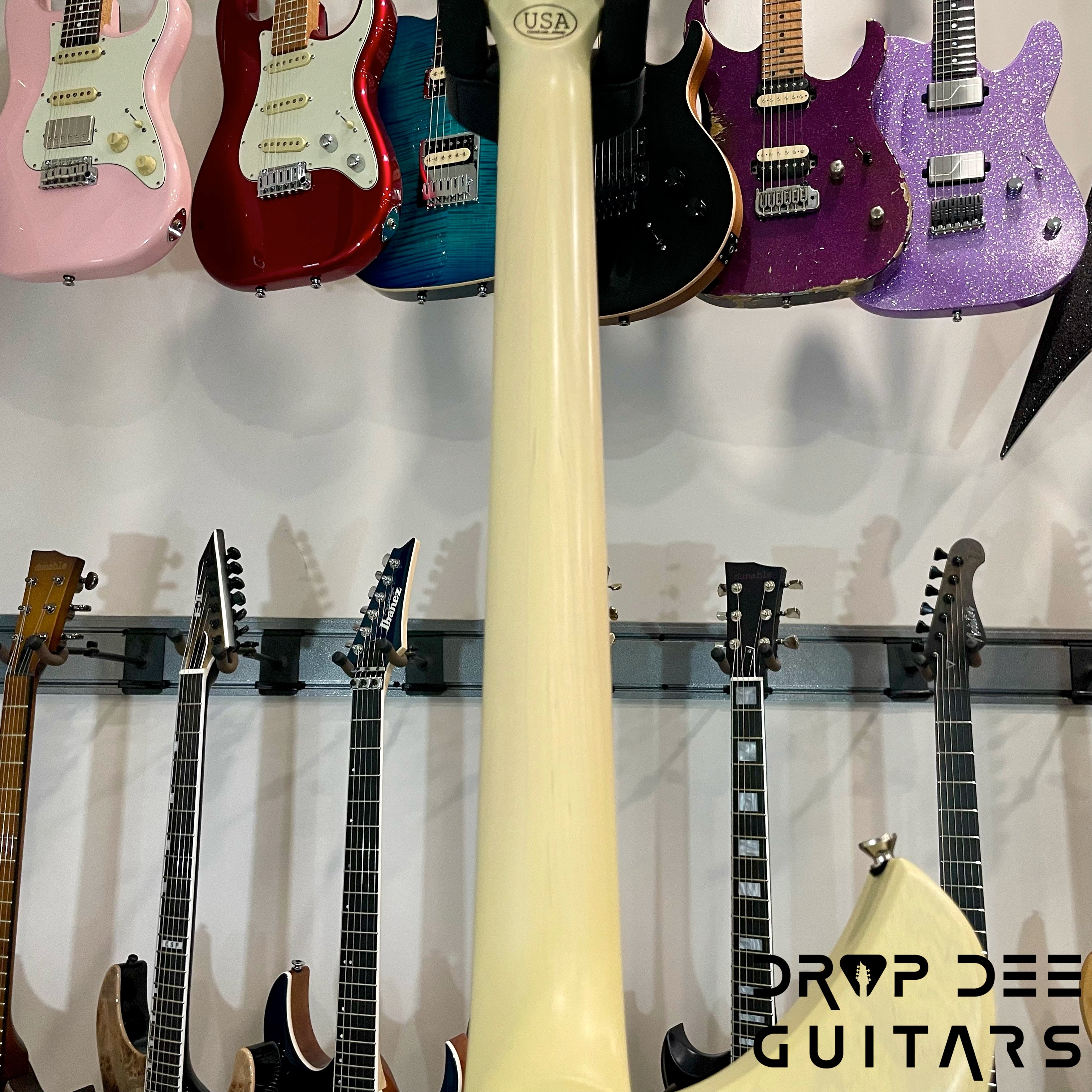 Dunable USA Custom Shop Yeti Electric Guitar w/ Case