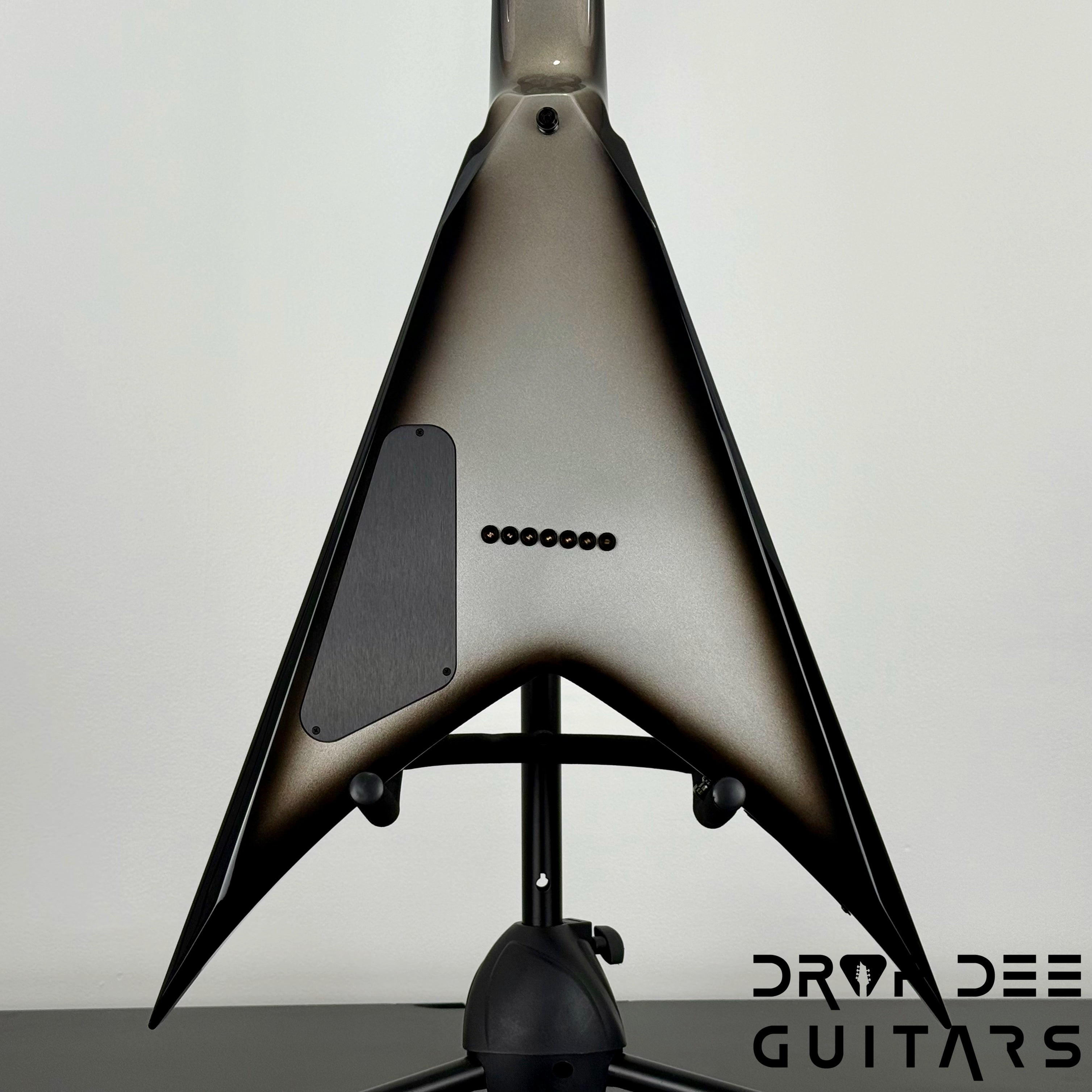 Jackson USA Custom Shop Special Edition King V 7 7-String Electric Guitar w/ Case - Silverburst