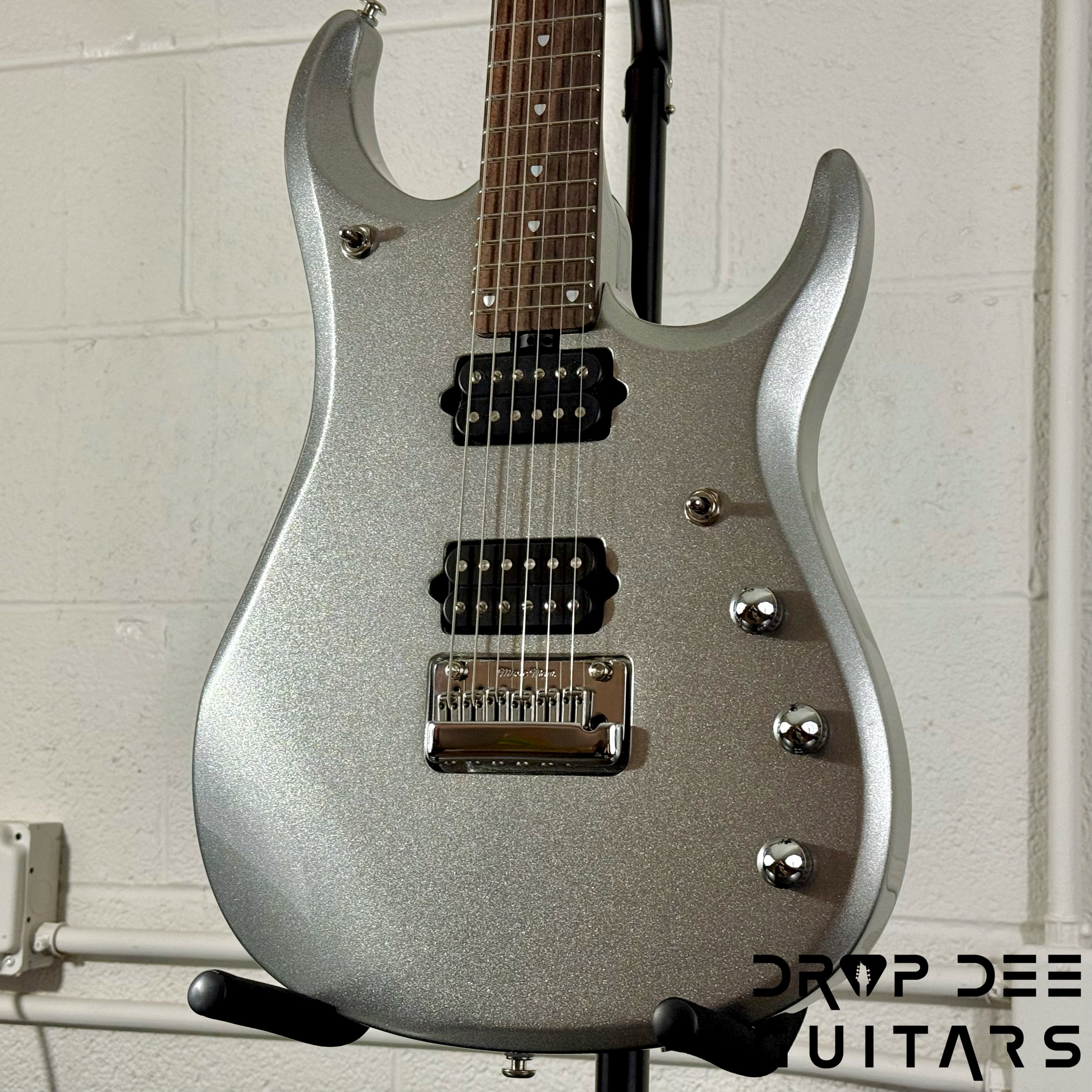 Ernie Ball Music Man JP13 6 Electric Guitar w/ Case - Platinum Silver