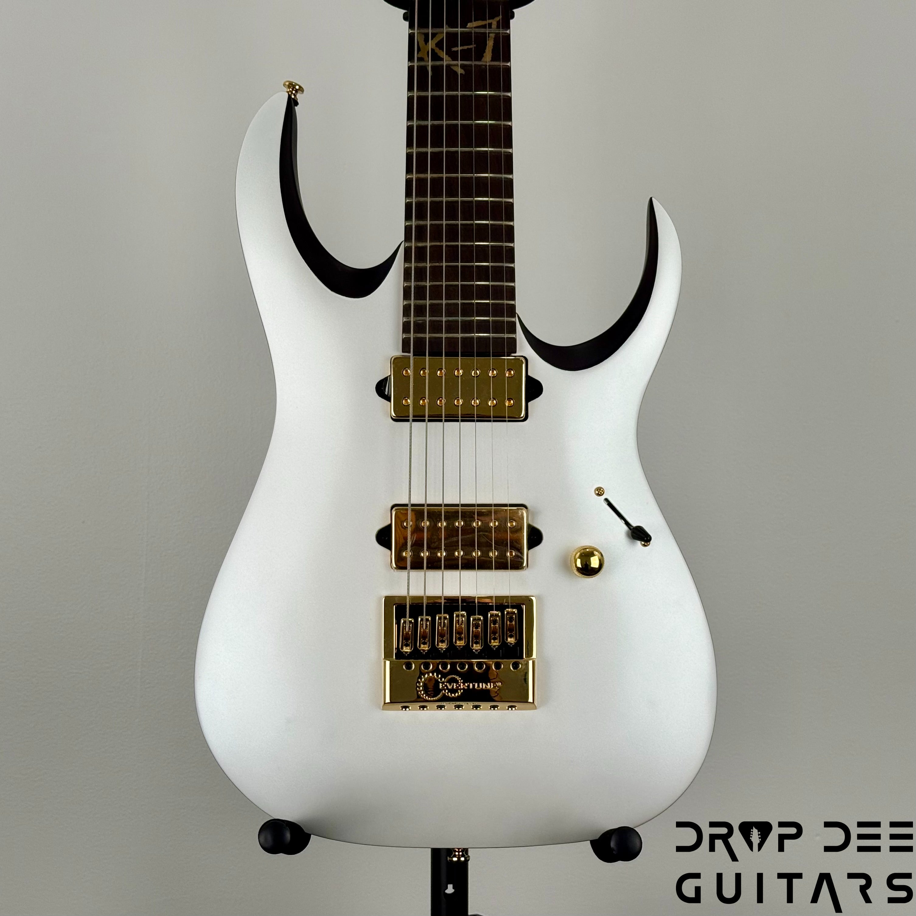 Ibanez Brian "Head" Welch Signature K7YANG 7-String Electric Guitar w/ Bag - Matte White