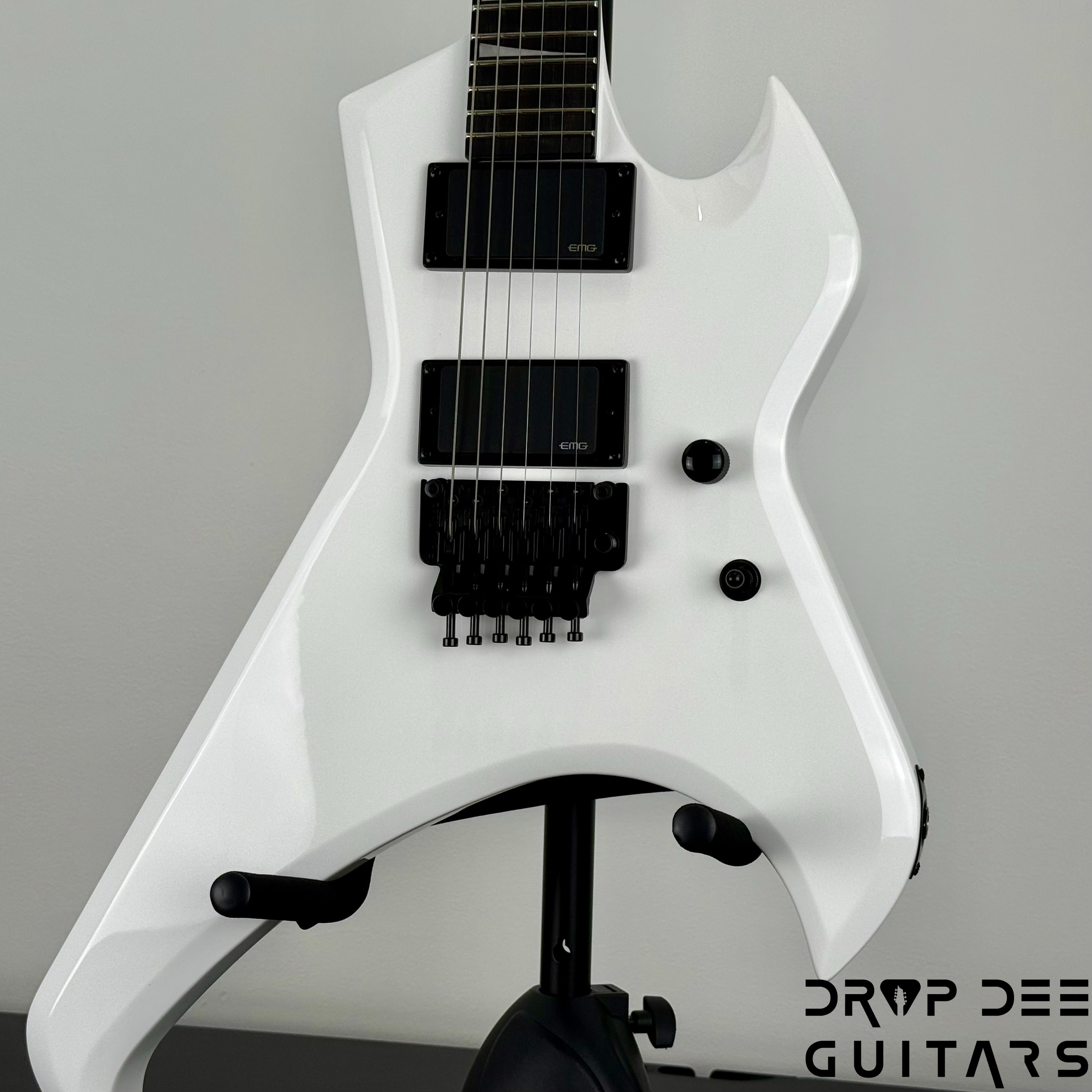 Jackson Pro Series Signature Rob Cavestany Death Angel Electric Guitar - Snow White