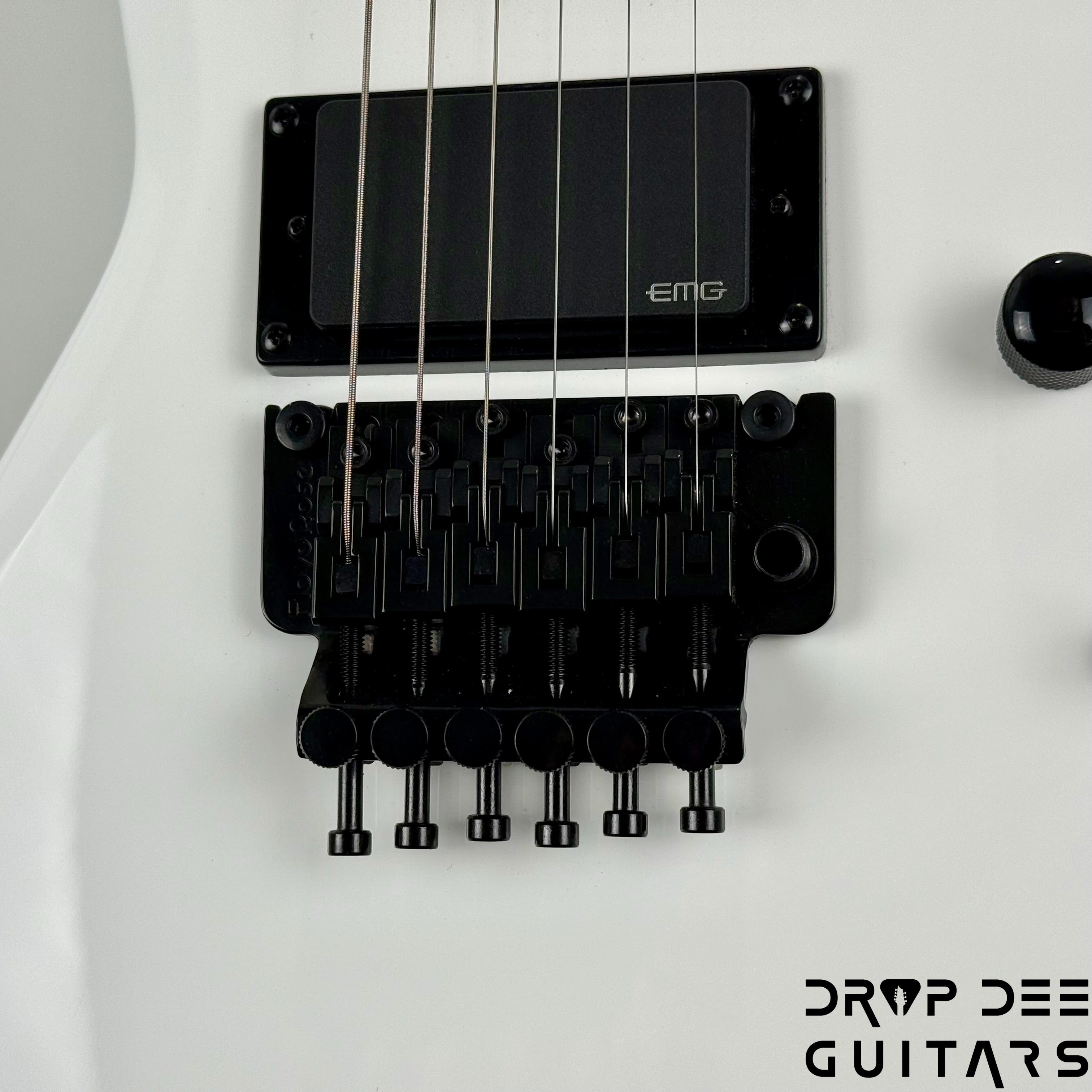 Jackson Pro Series Signature Rob Cavestany Death Angel Electric Guitar - Snow White