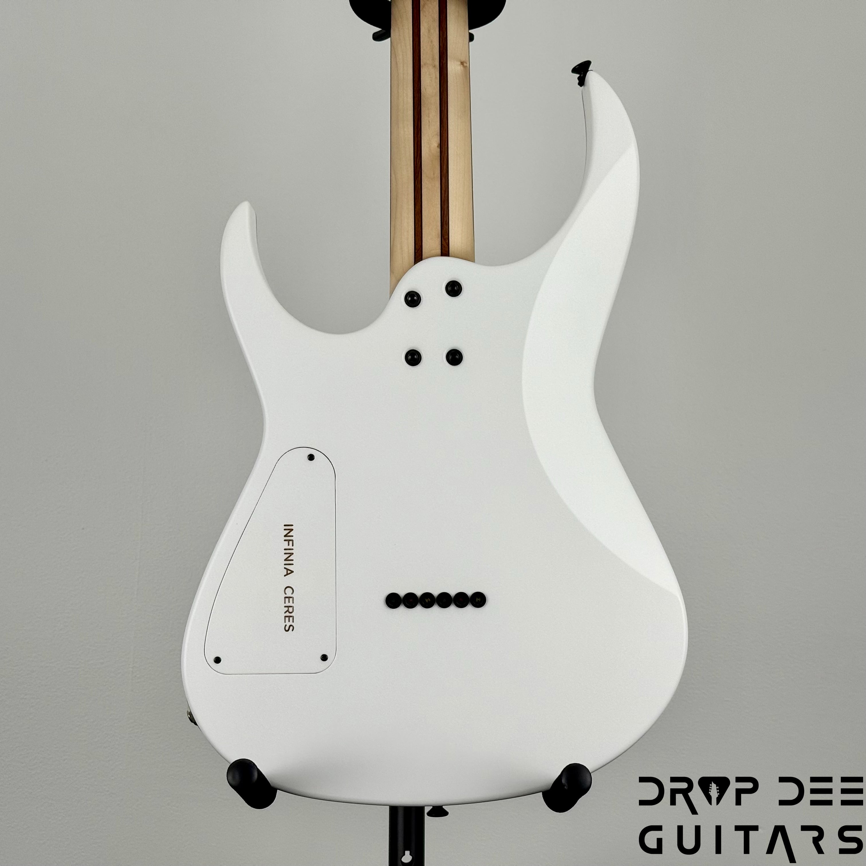 Infinia Ceres 6 Electric Guitar w/ Bag - Scarlet Halo