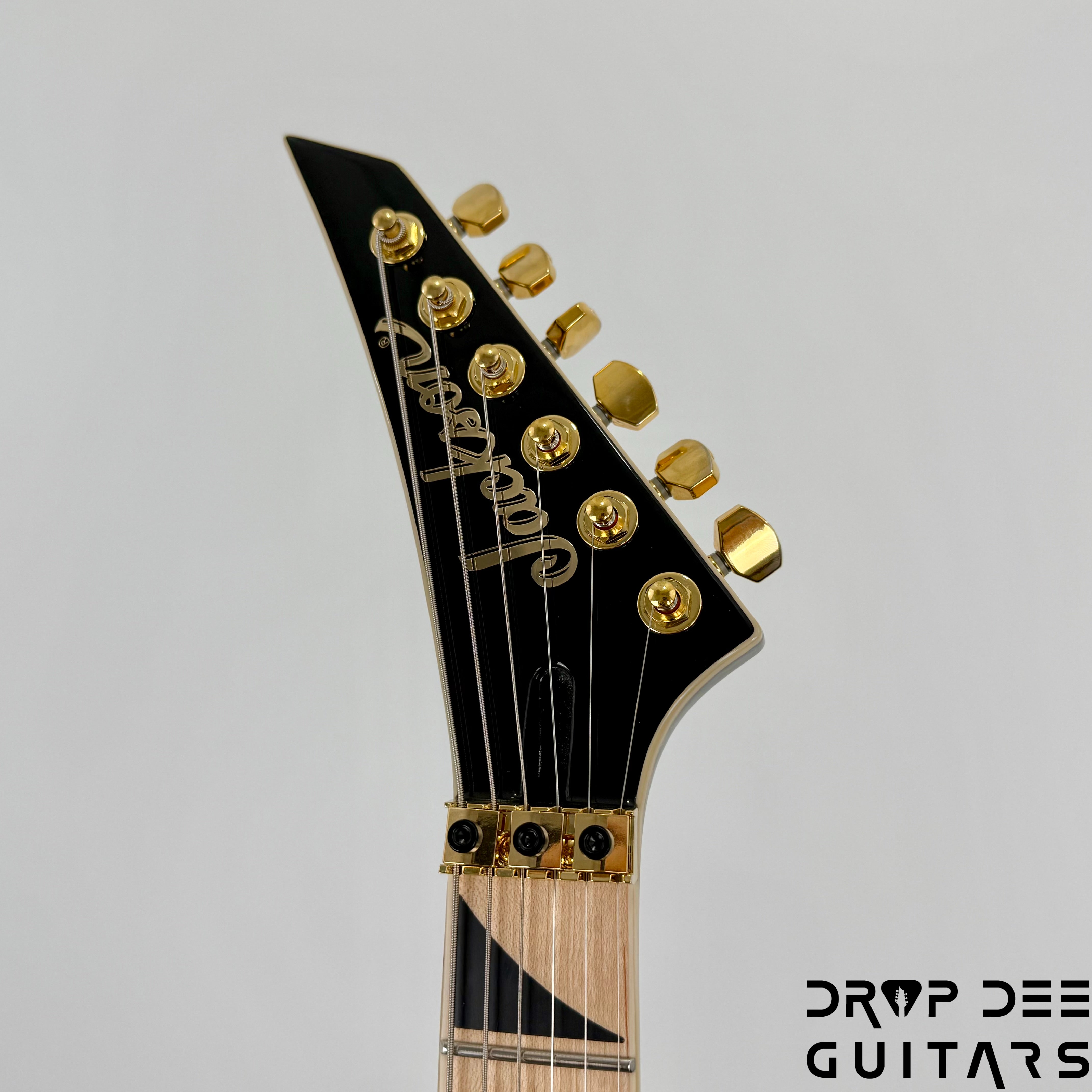Jackson Pro Plus Series Signature Brandon Ellis Kelly KE27 Electric Guitar w/ Bag - Gold Crackle