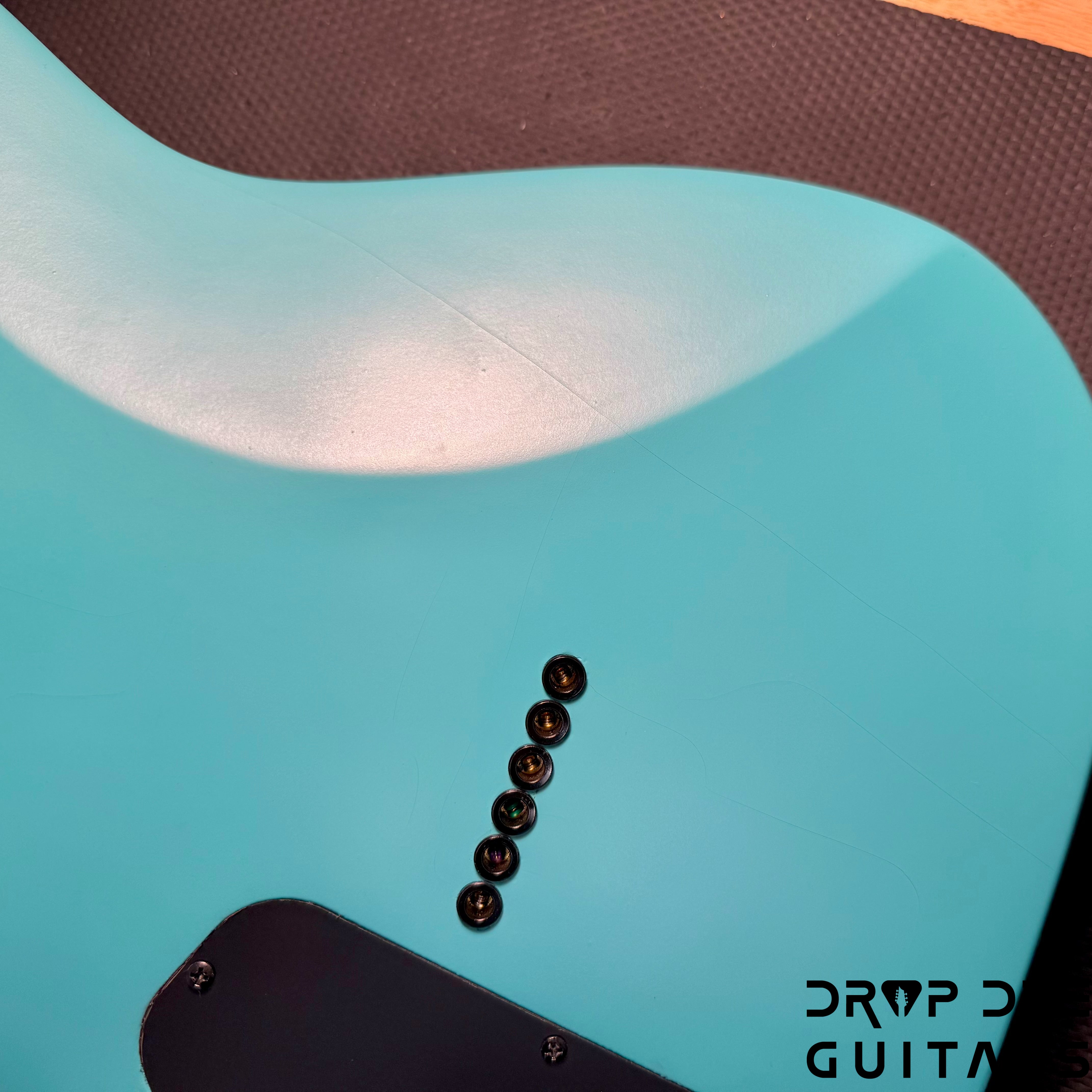 SMP Custom Shop Τρίτη Electric Guitar w/ Case - Seafoam Green
