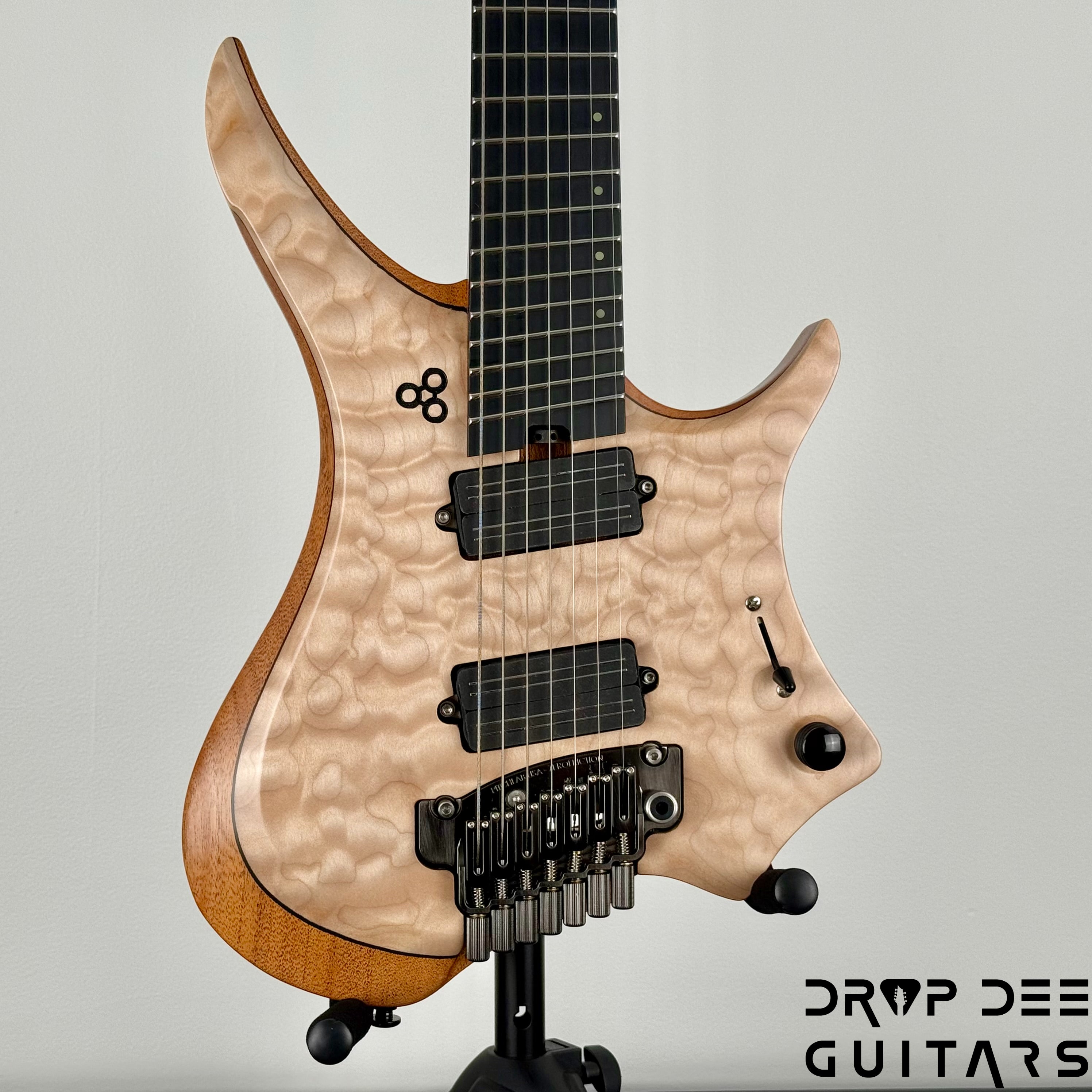 GOC USA Ilumina 7 Trem Multiscale Headless 7-String Electric Guitar w/ Case - Natural