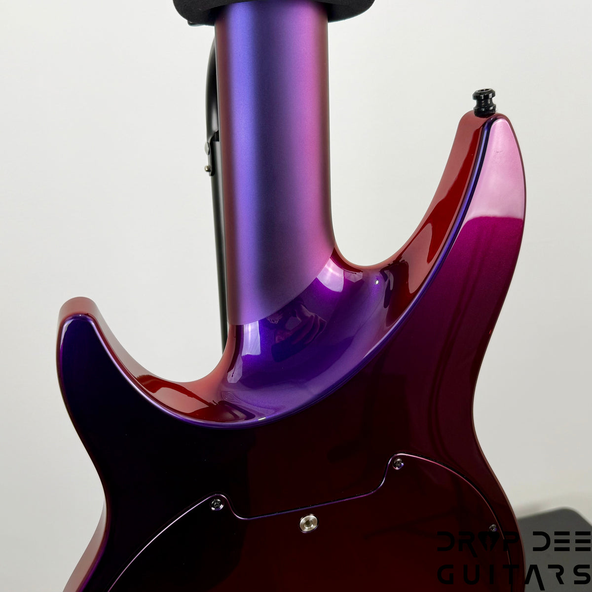 Aristides 070 7-String Electric Guitar w/ Bag - Purple/Red Chameleon
