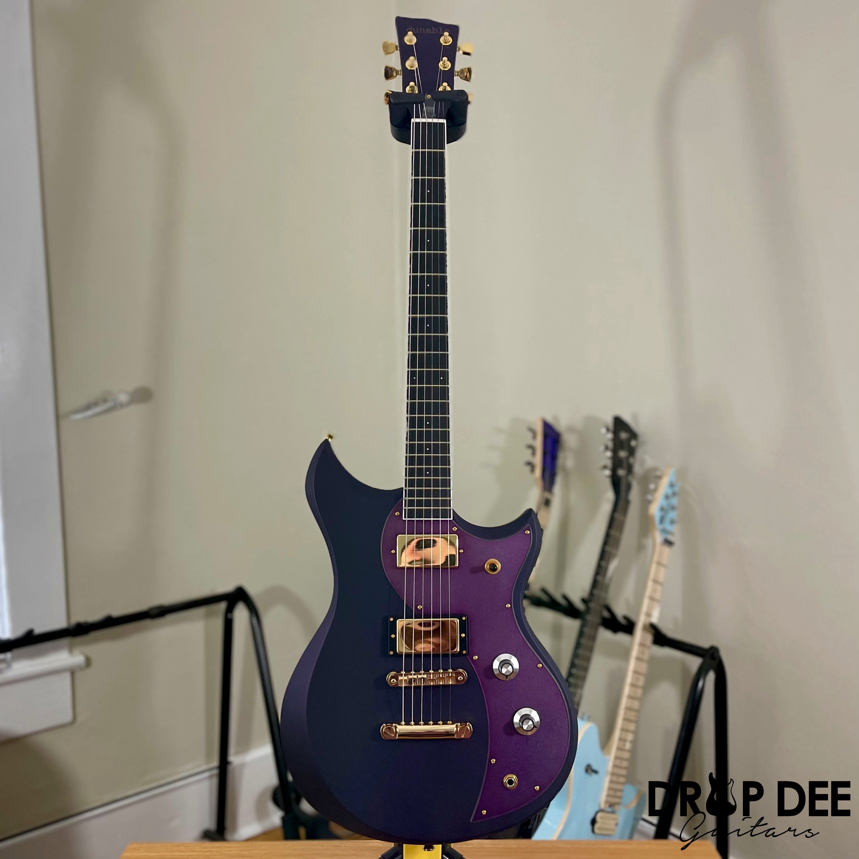 Dunable USA Custom Shop Cyclops Electric Guitar w/ Case (BLEM)