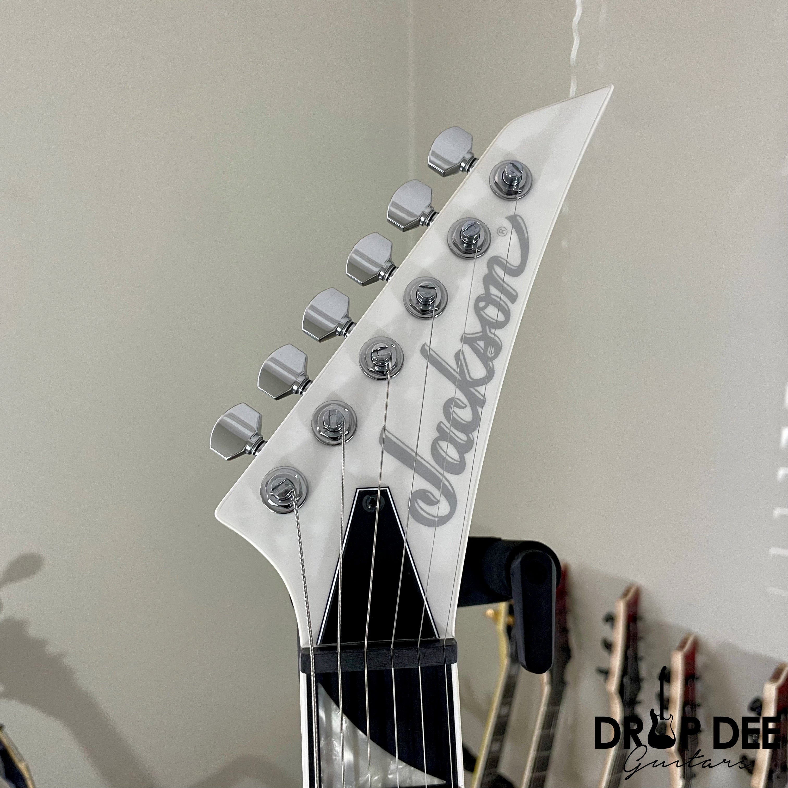 Jackson MJ Series Rhoads RRT Electric Guitar w/ Case