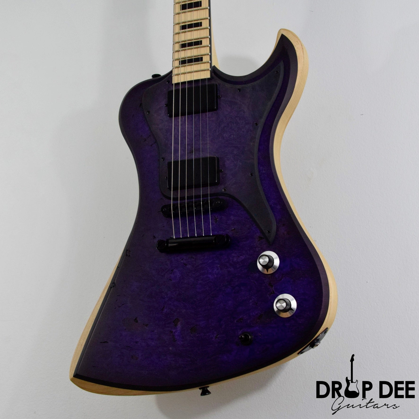 Dunable USA Custom Shop R2 Electric Guitar w/ Case