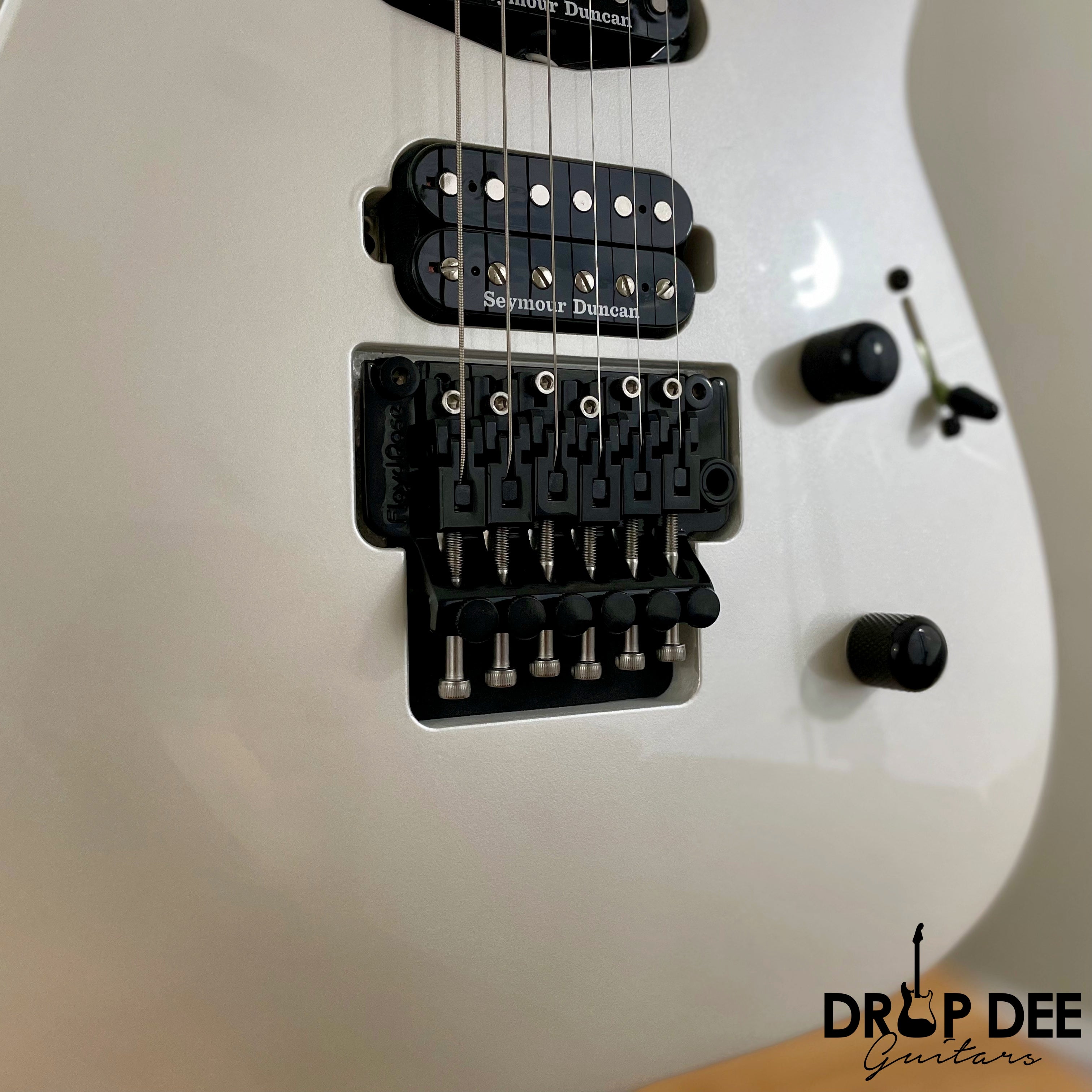 Jackson American Series Soloist SL3 Electric Guitar w/ Case - Platinum Pearl