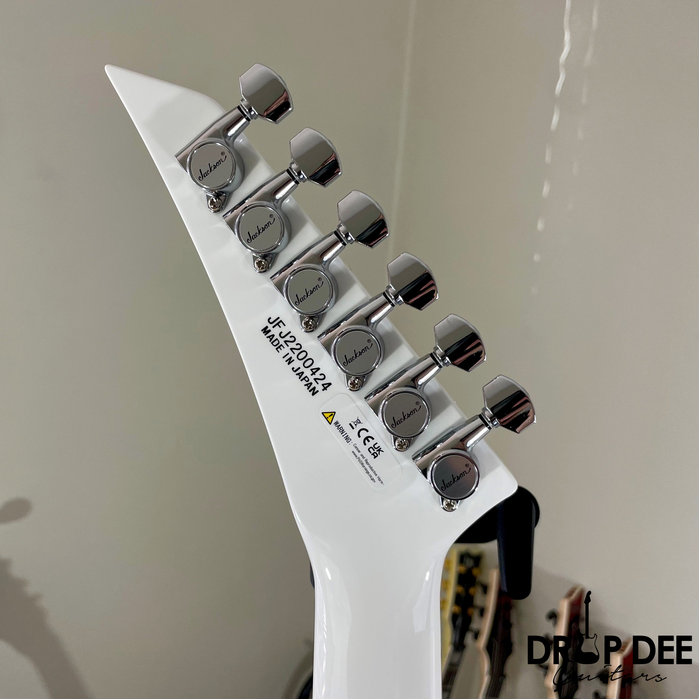 Jackson MJ Series Rhoads RRT Electric Guitar w/ Case