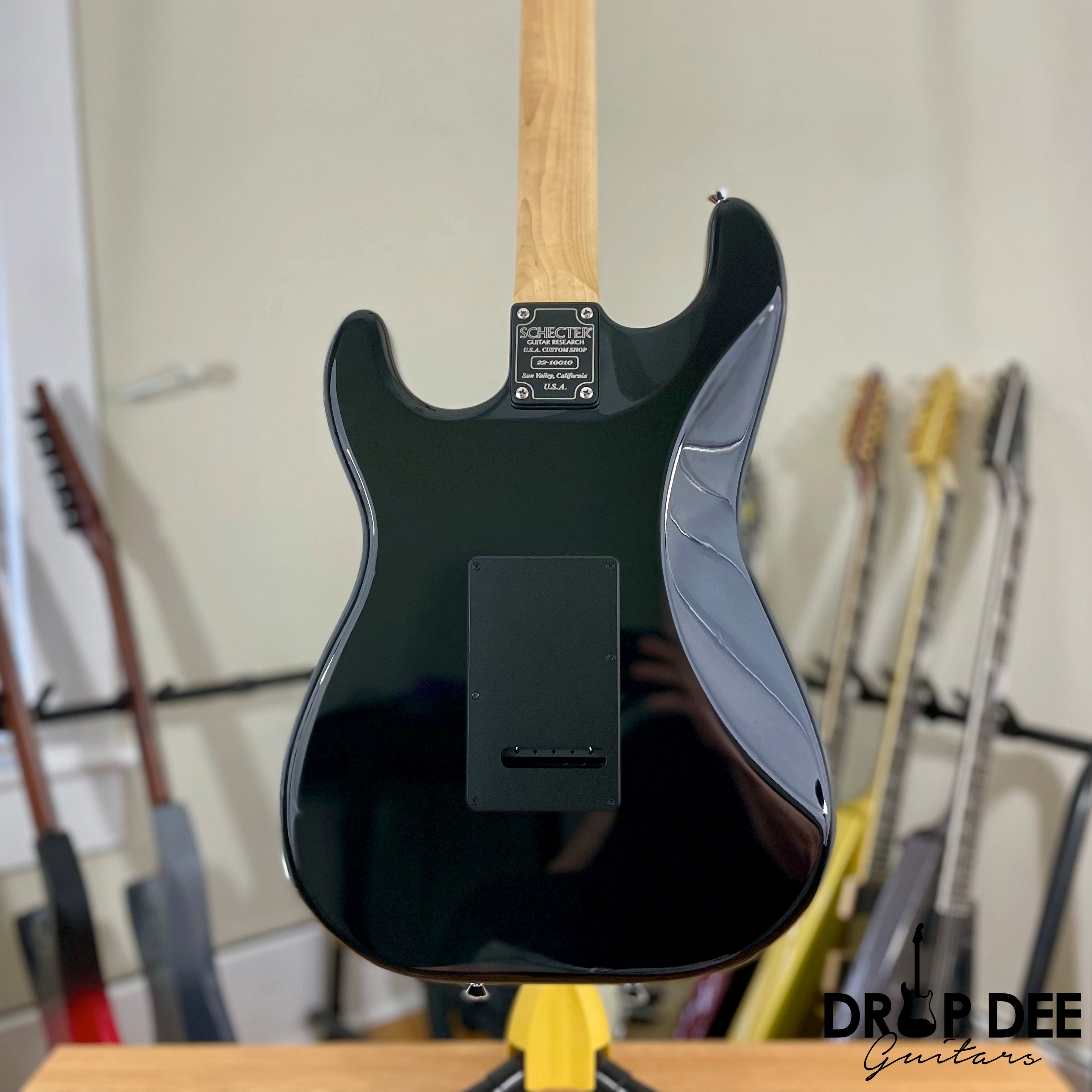 Schecter Custom Shop Traditional Electric Guitar w/ Case