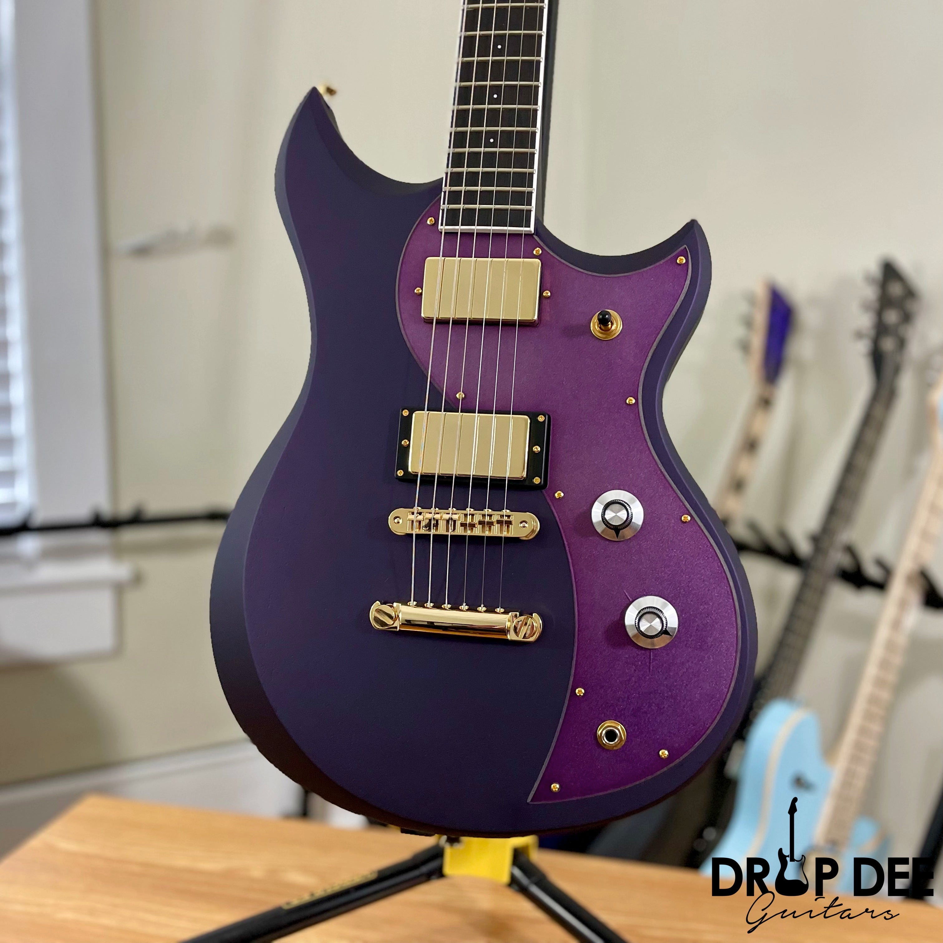 Dunable USA Custom Shop Cyclops Electric Guitar w/ Case (BLEM)
