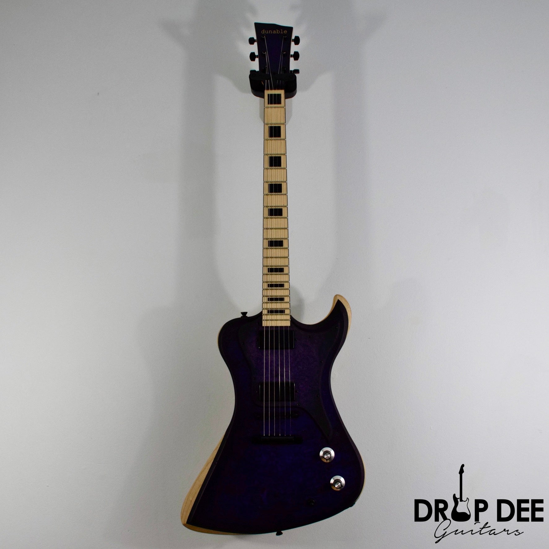 Dunable USA Custom Shop R2 Electric Guitar w/ Case
