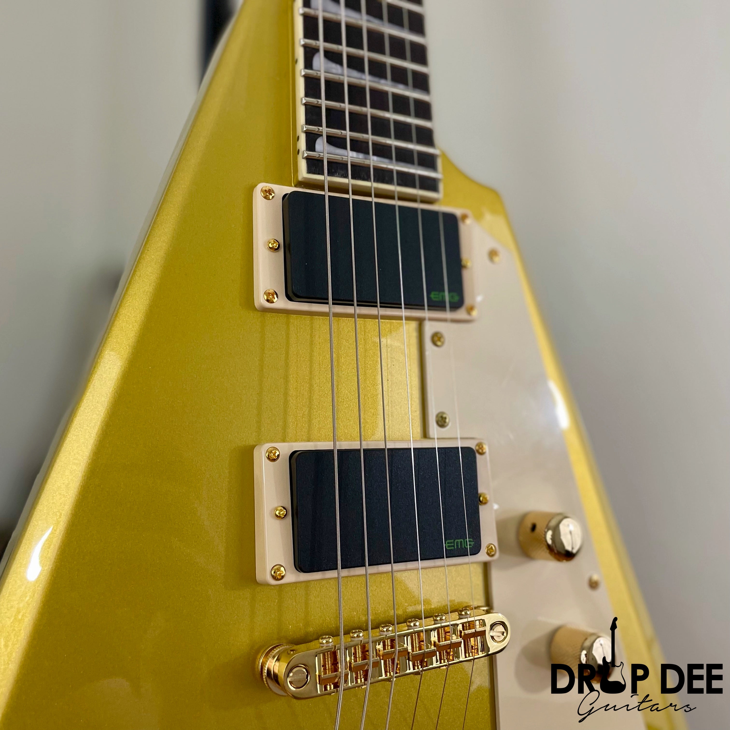 ESP LTD Kirk Hammett Signature KH-V Electric Guitar w/ Case - Metallic Gold