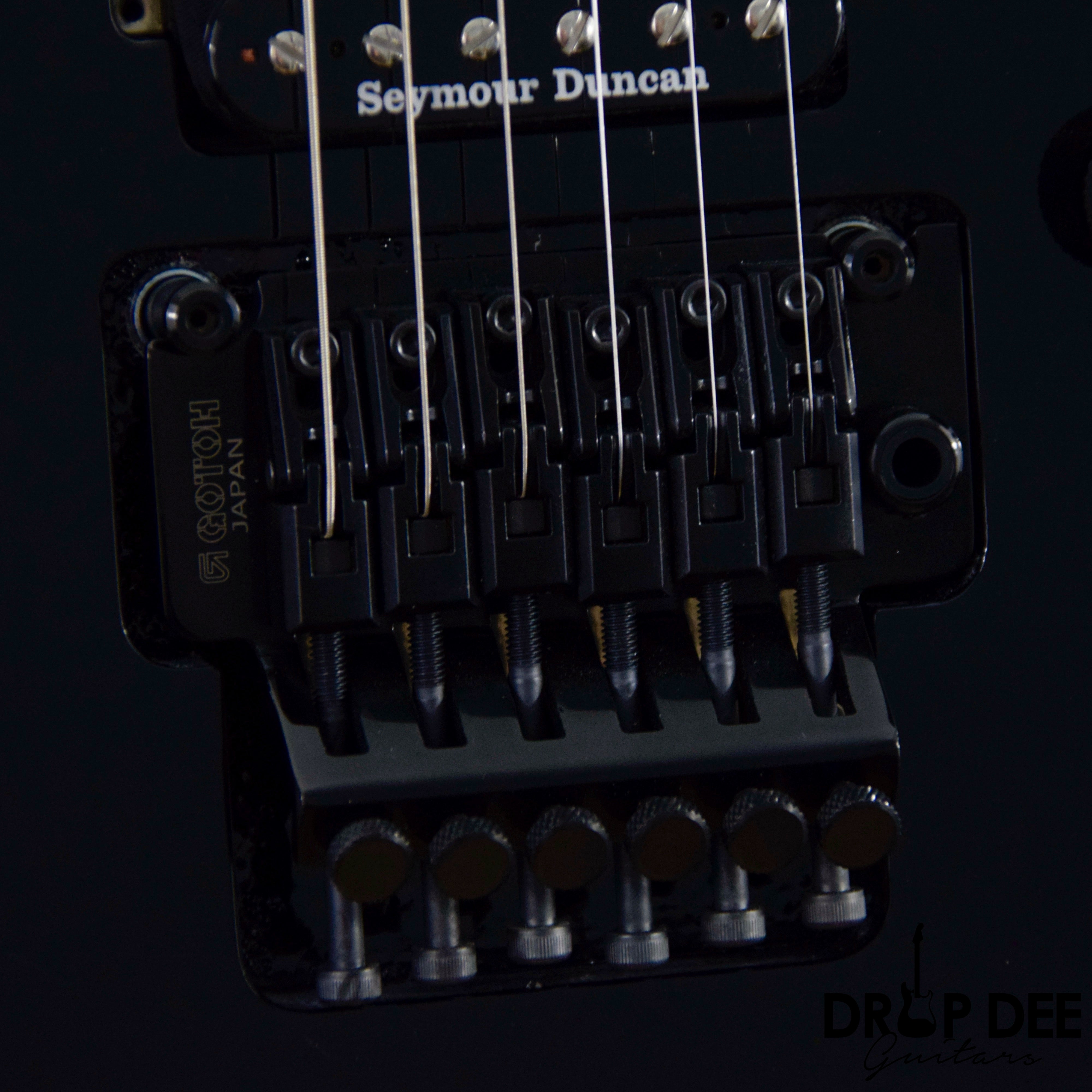 Jackson MJ Series Soloist SL2 Electric Guitar w/ Case