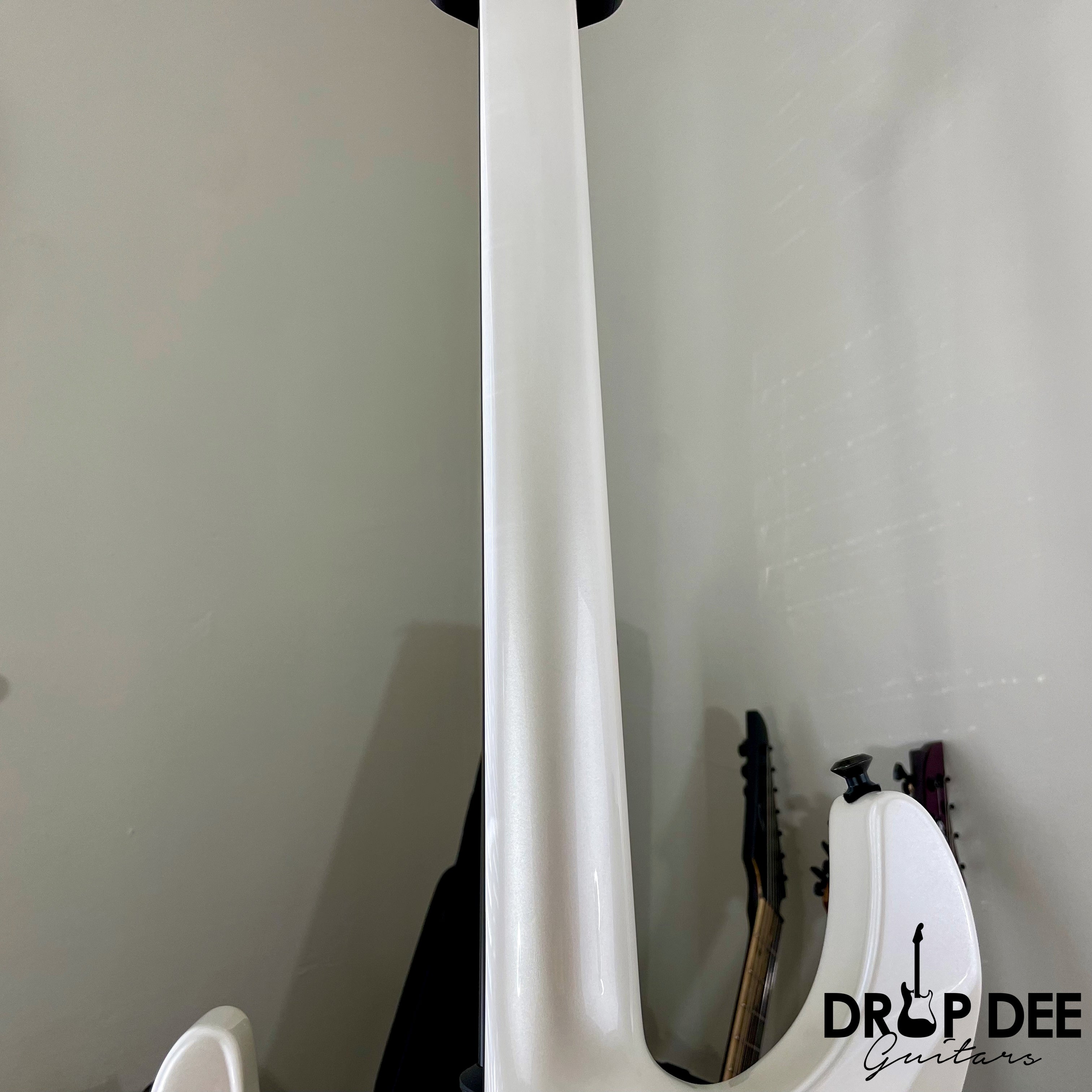 Jackson American Series Soloist SL3 Electric Guitar w/ Case - Platinum Pearl