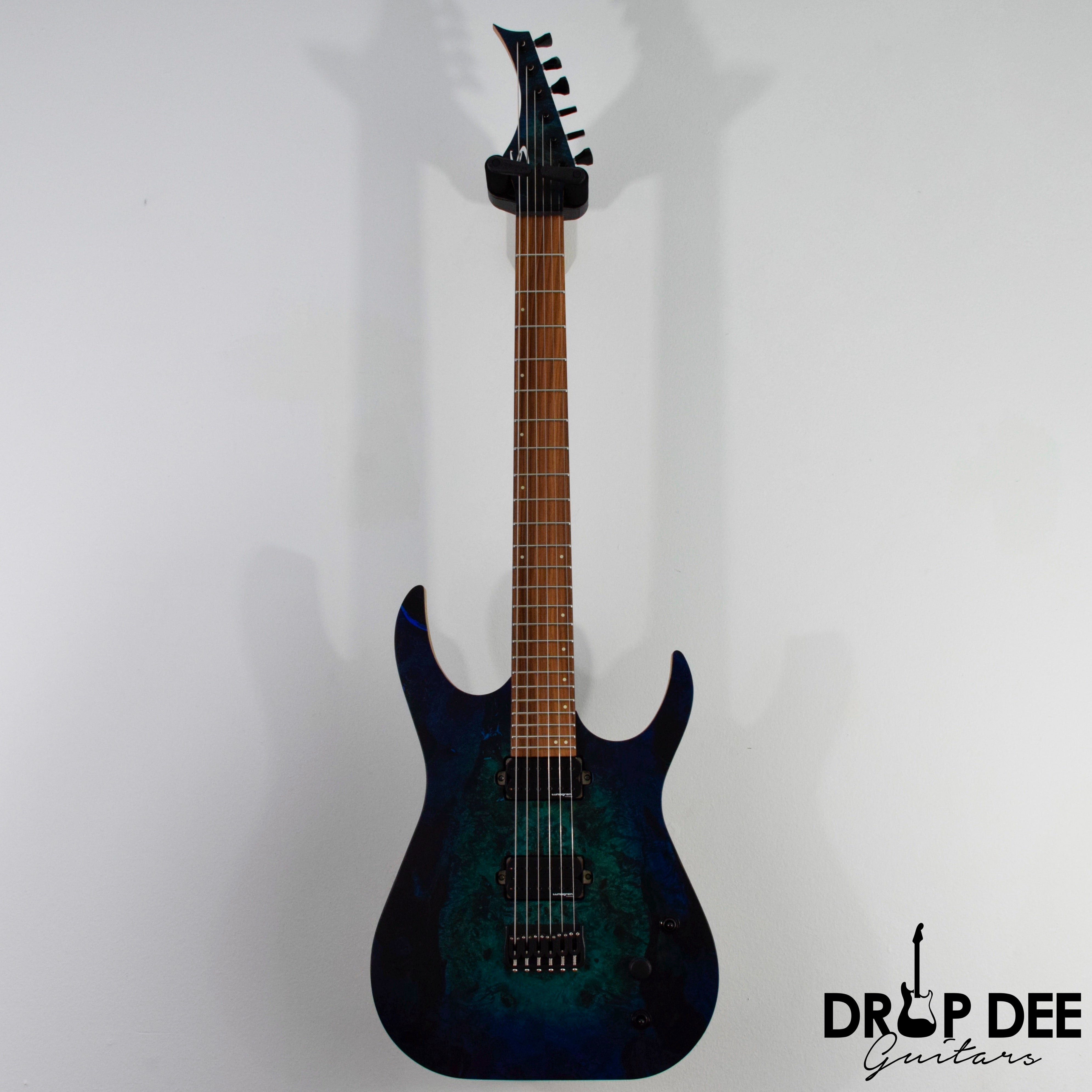 Skervesen Mirage 6 Electric Guitar w/ Case