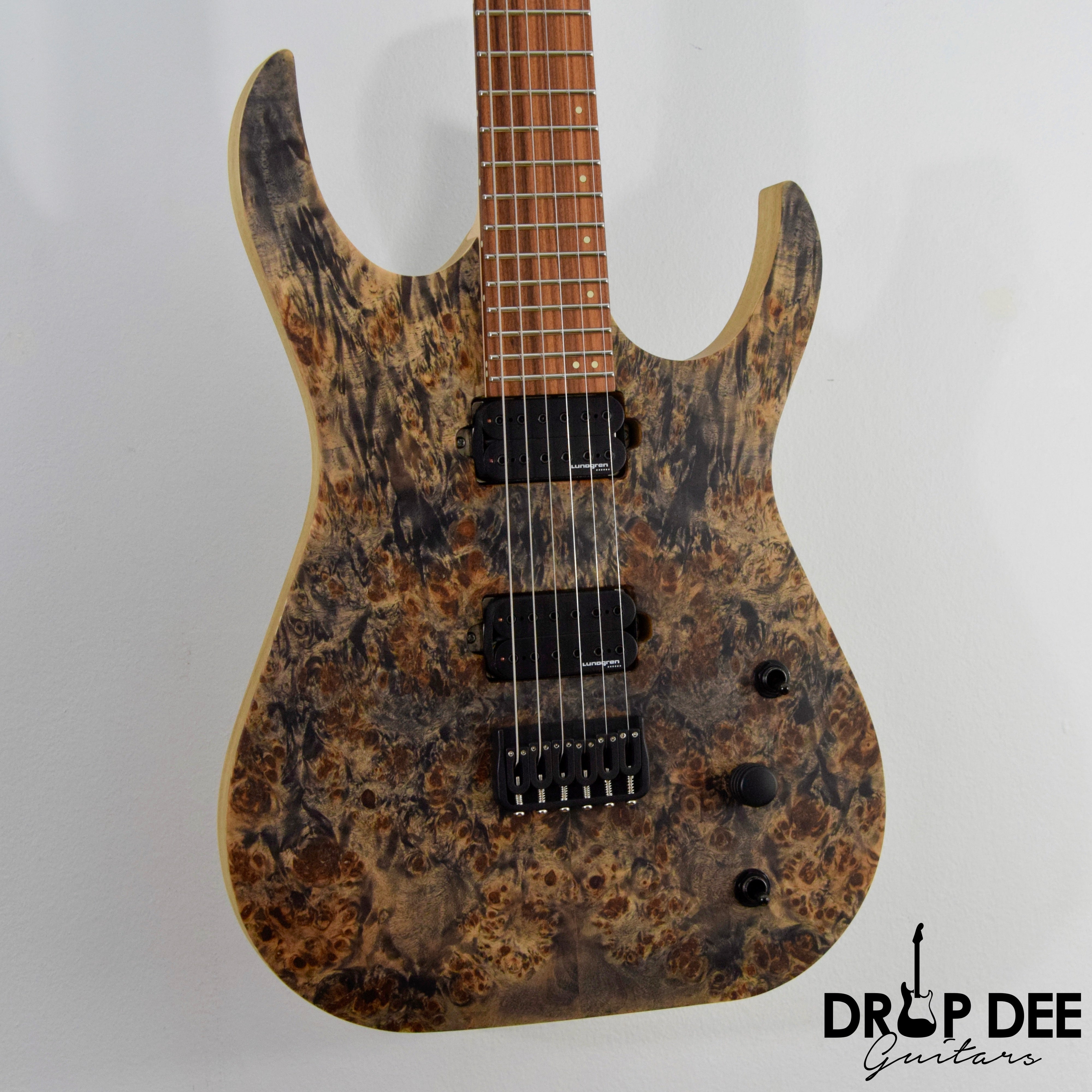 Skervesen Mirage 6 Electric Guitar w/ Case