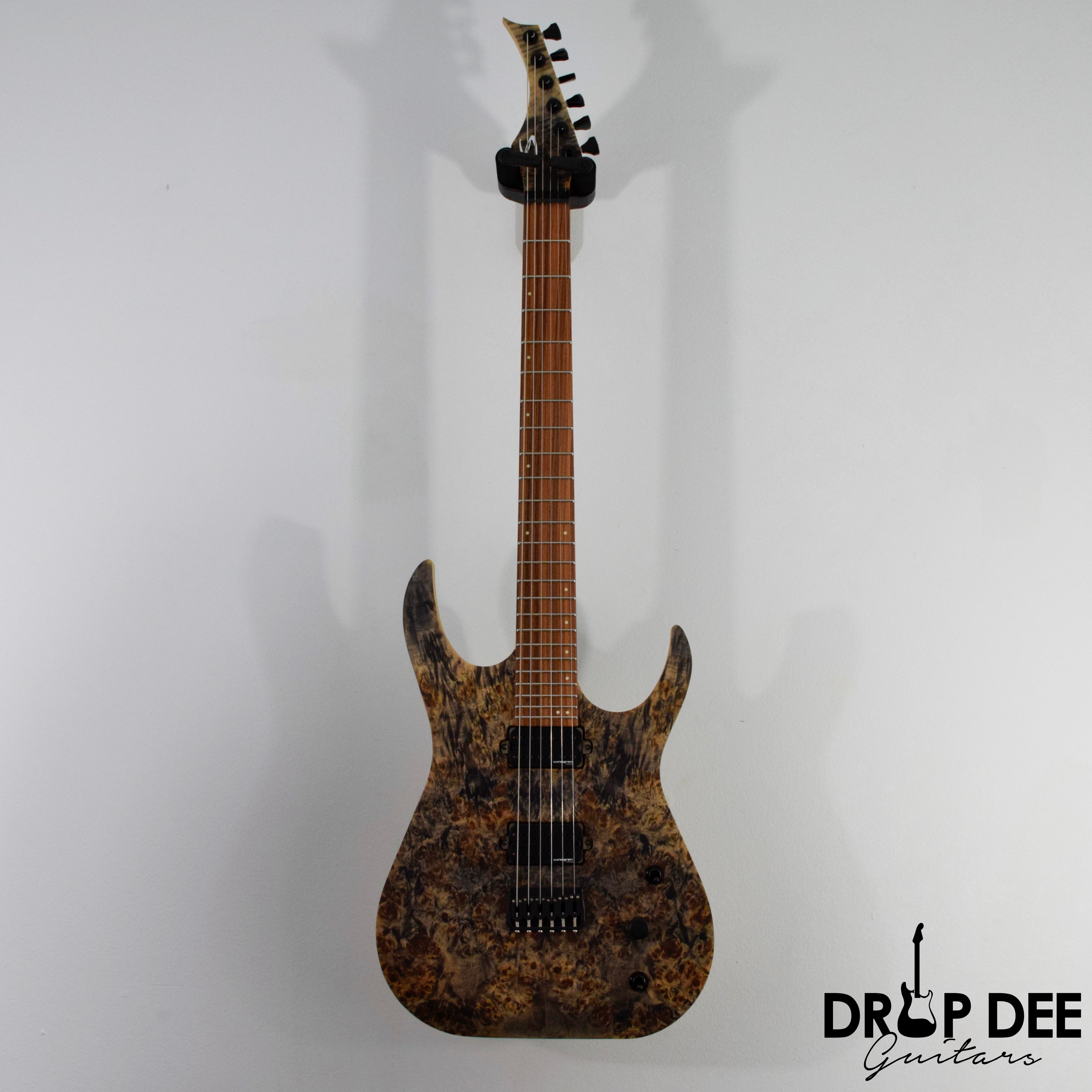 Skervesen Mirage 6 Electric Guitar w/ Case