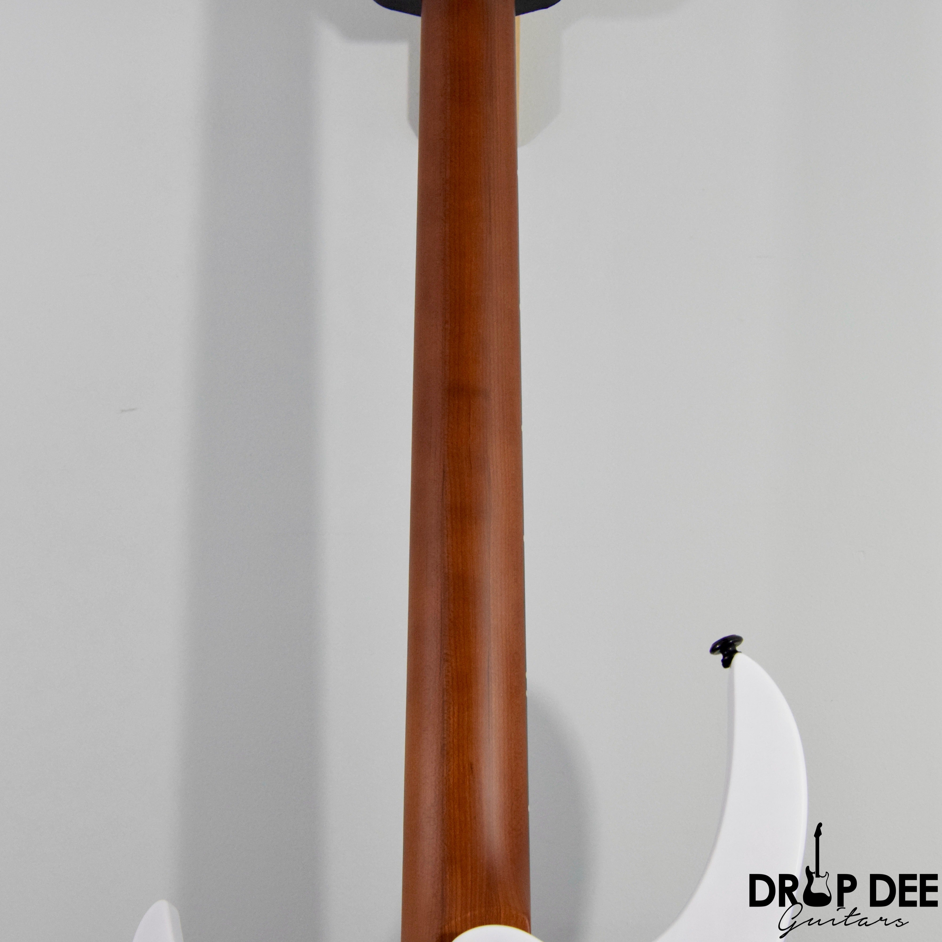 Balaguer Standard Series Diablo Electric Guitar w/ Bag