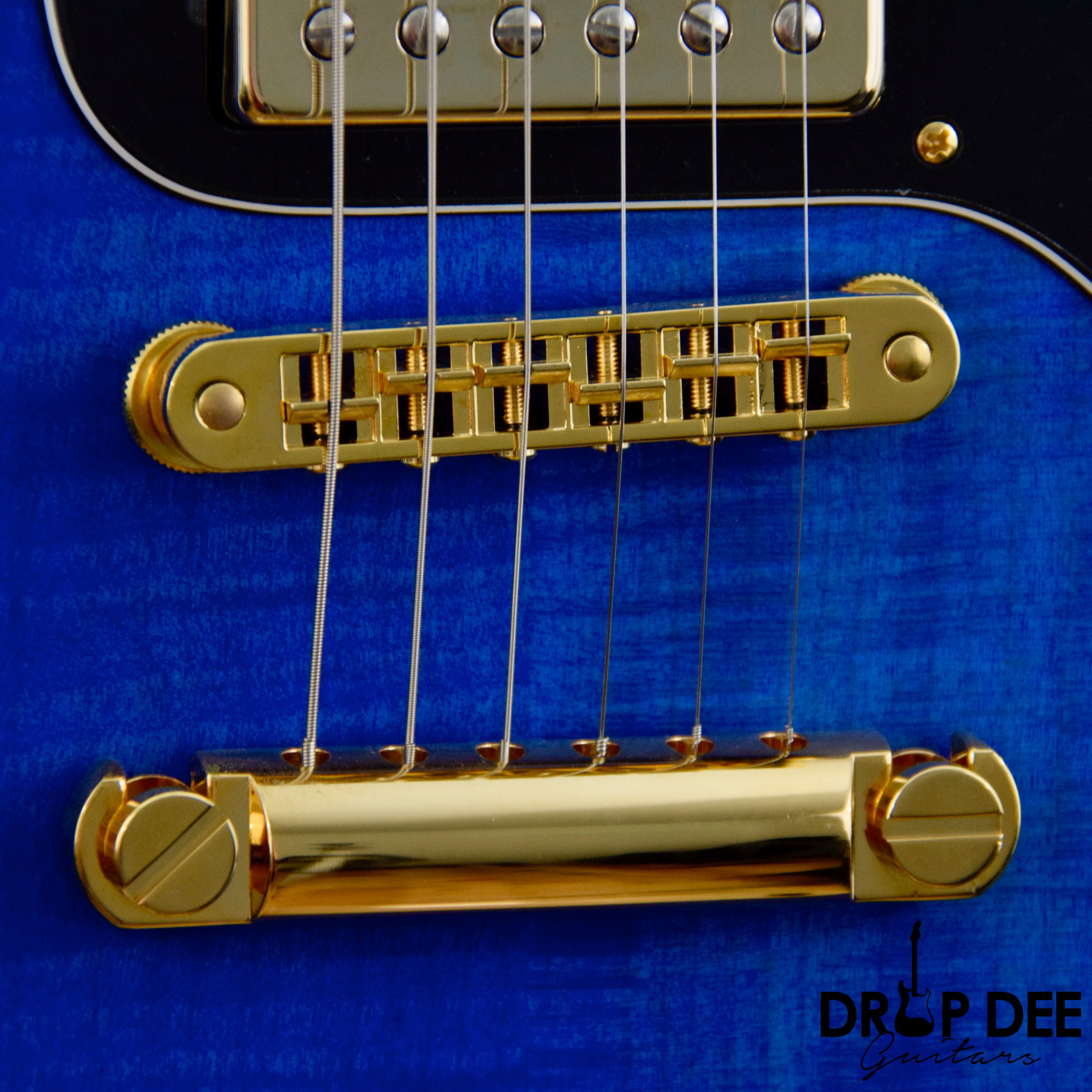 Dunable USA Custom Shop R2 Electric Guitar w/ Case