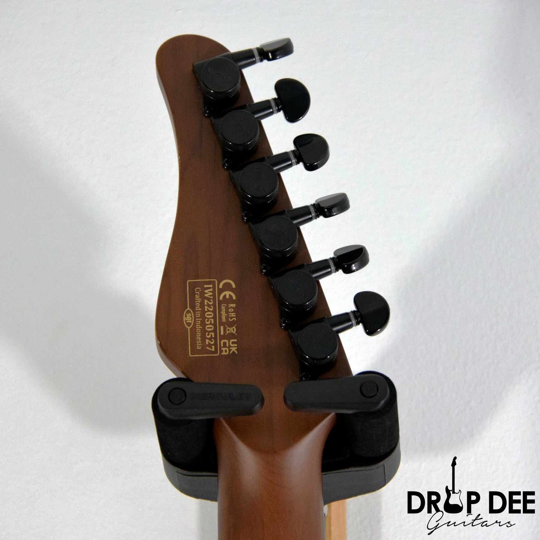 Schecter Traditional Pro Electric Guitar