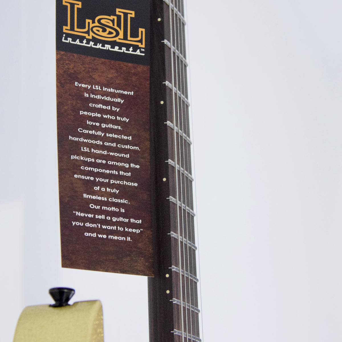 LsL Instruments XT4 "Oro" Electric Guitar w/ Case