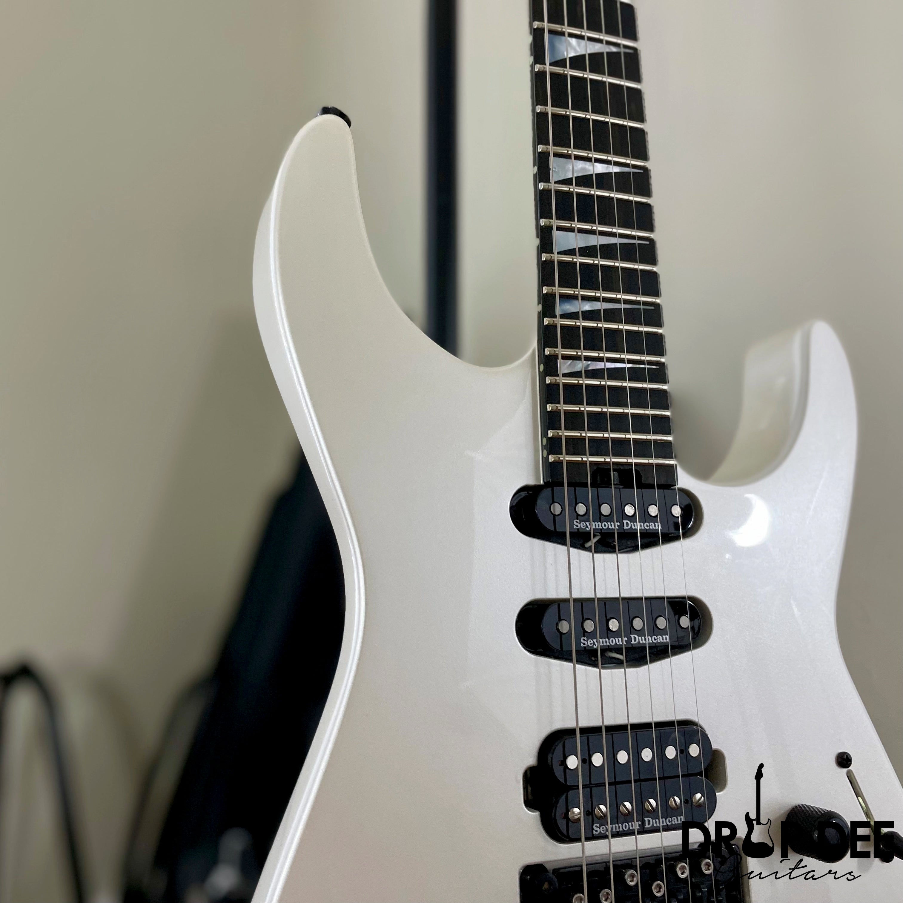 Jackson American Series Soloist SL3 Electric Guitar w/ Case - Platinum Pearl