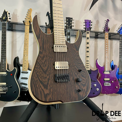 Skervesen Raptor 6 Electric Guitar w/ Case