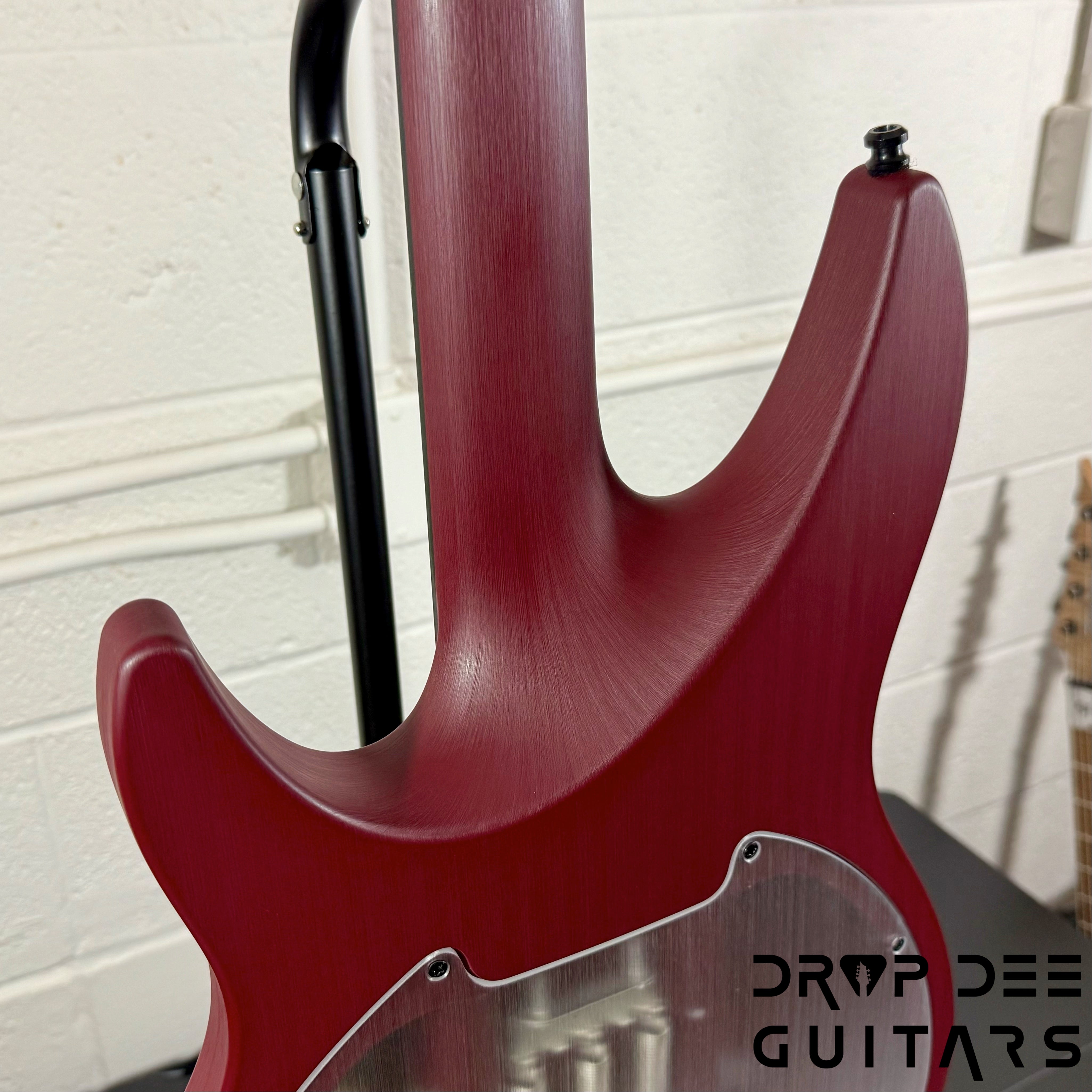 Aristides 060 Trem Electric Guitar w/ Bag - Red