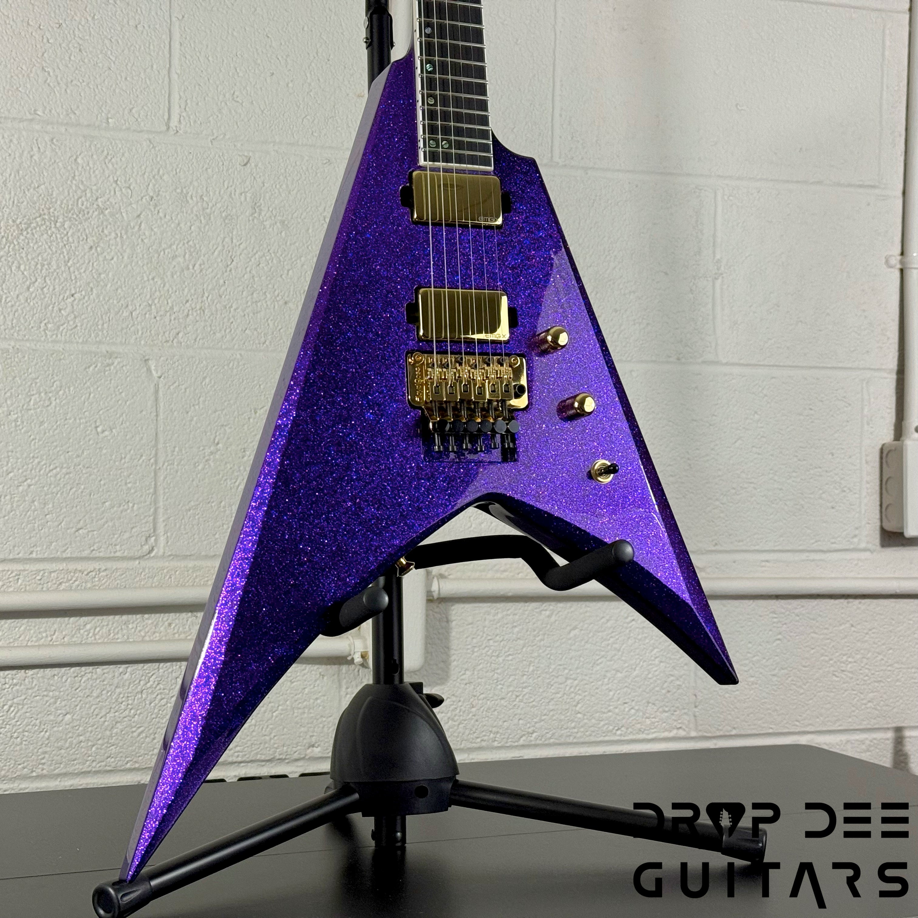 ESP USA V-II FR Electric Guitar w/ Case - Purple Sparkle