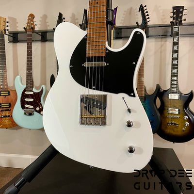 Balaguer Standard Series Thicket Electric Guitar w/ Bag - Solid White