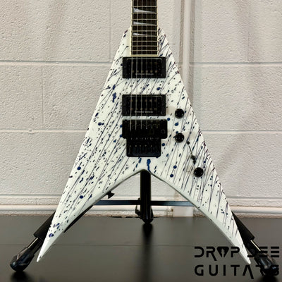Jackson Custom Shop King V Electric Guitar w/ Case - Blood Splatter