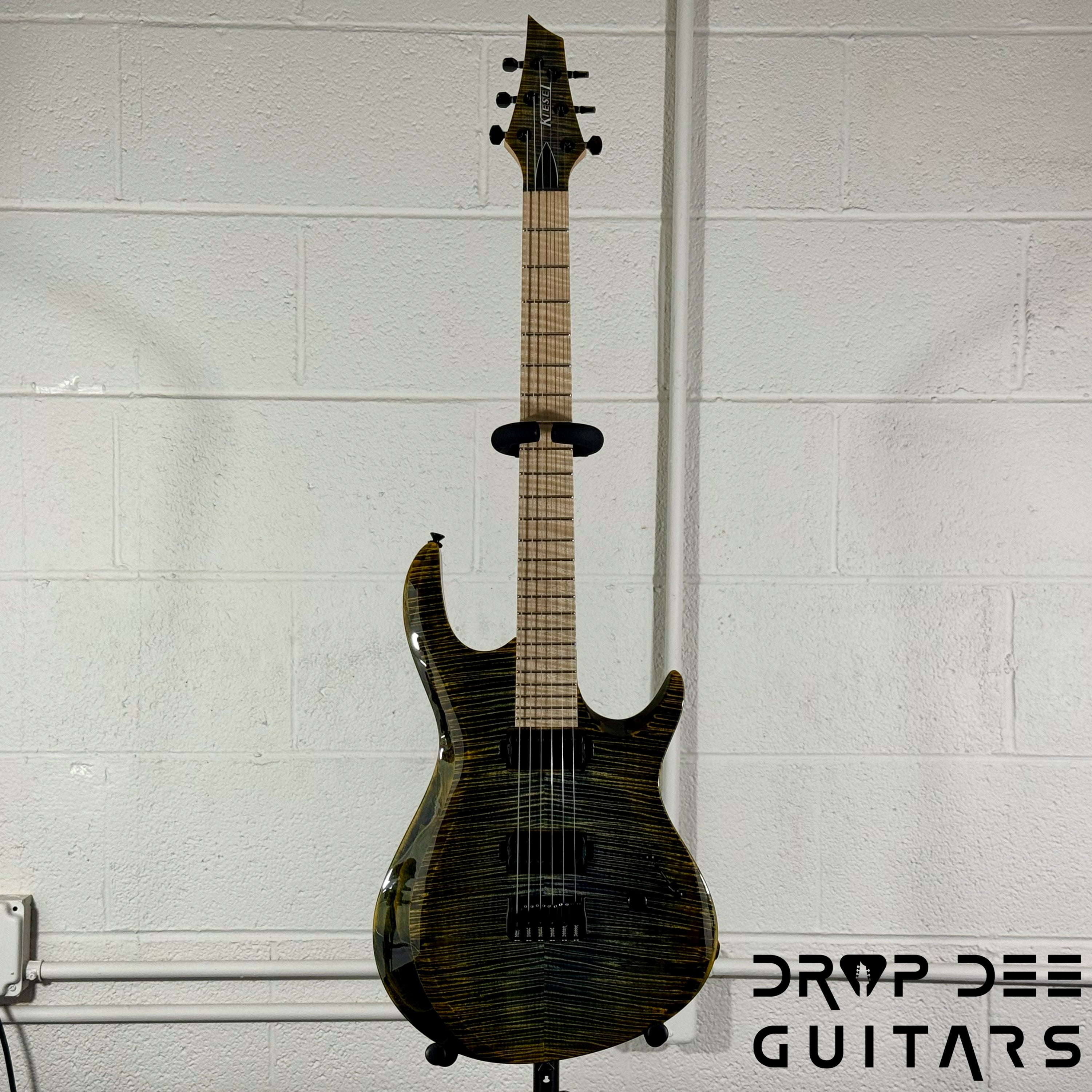 Kiesel A2 6 Electric Guitar w/ Bag - Venom