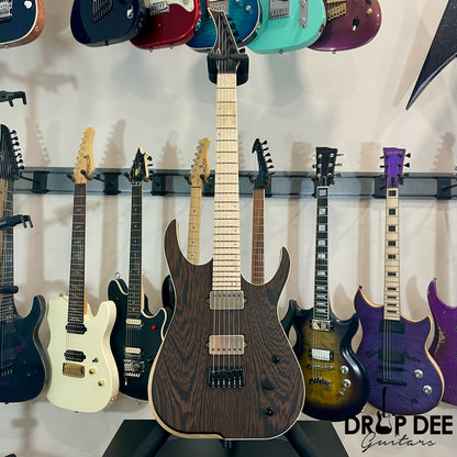 Skervesen Raptor 6 Electric Guitar w/ Case