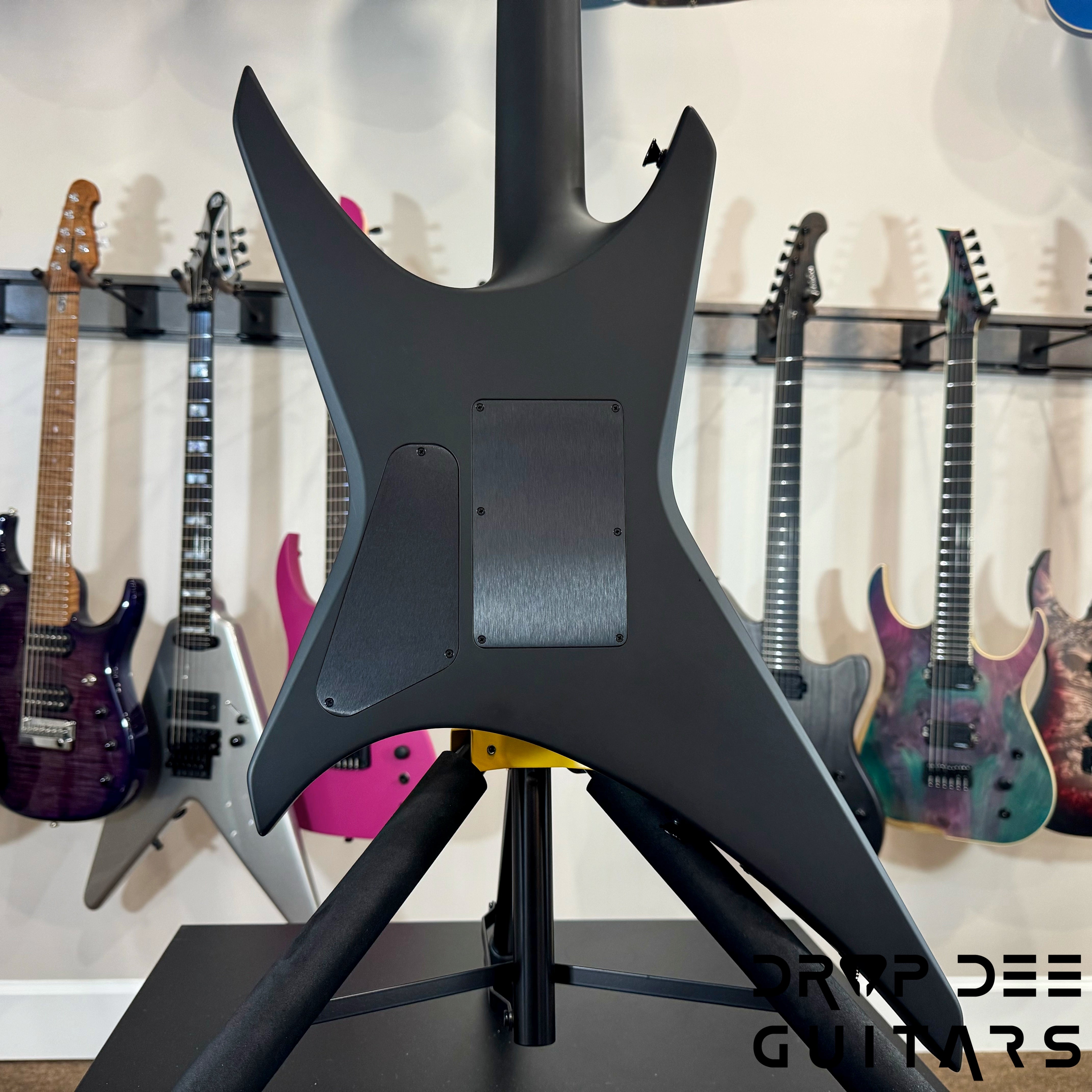 Jackson Custom Shop Warrior HS Electric Guitar w/ Case (1077)