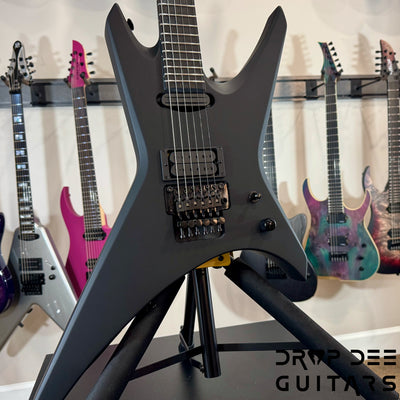 Jackson Custom Shop Warrior HS Electric Guitar w/ Case (1077) - Blackout