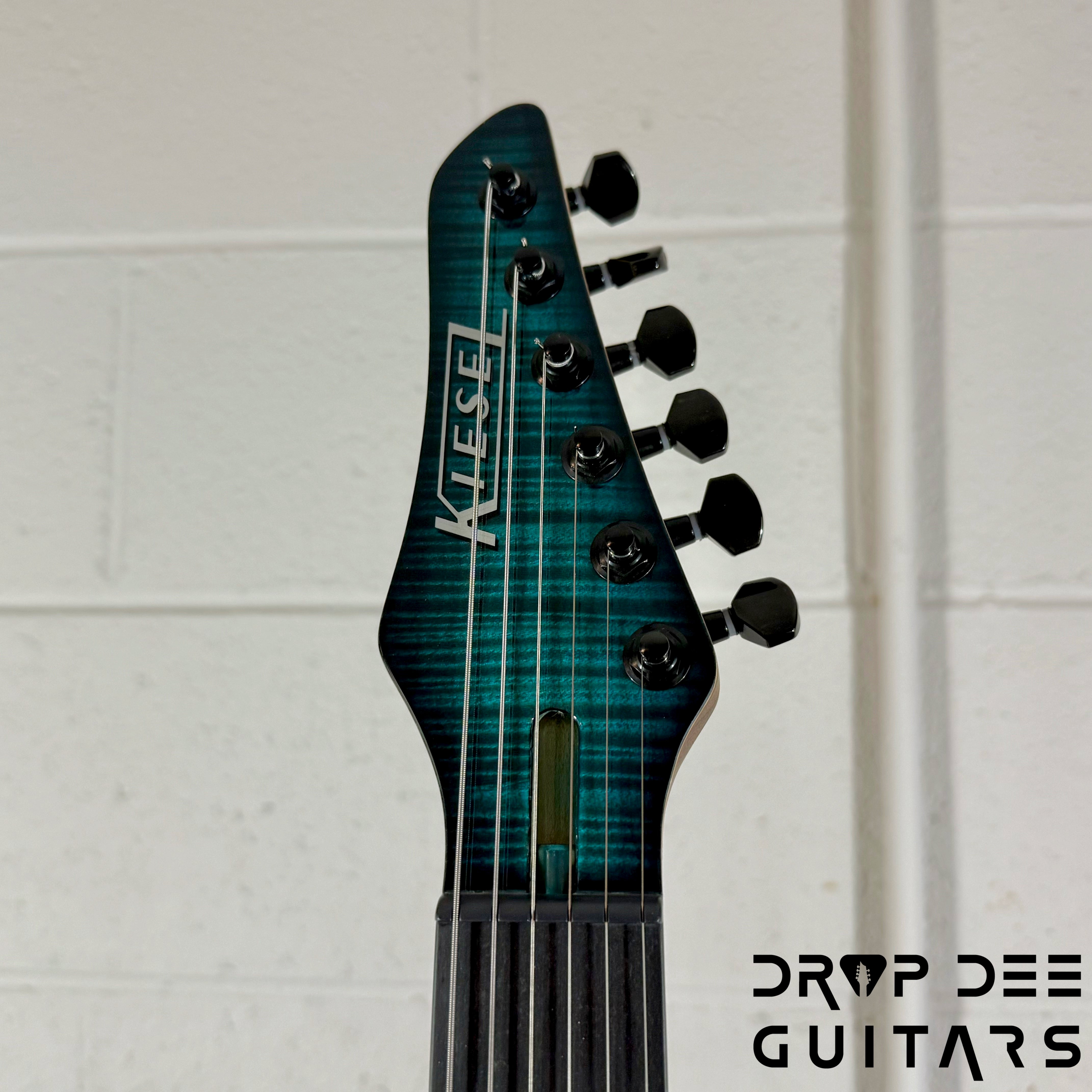 Kiesel A2 6 Neck-Thru Trem Electric Guitar w/ Bag - Blue Burst