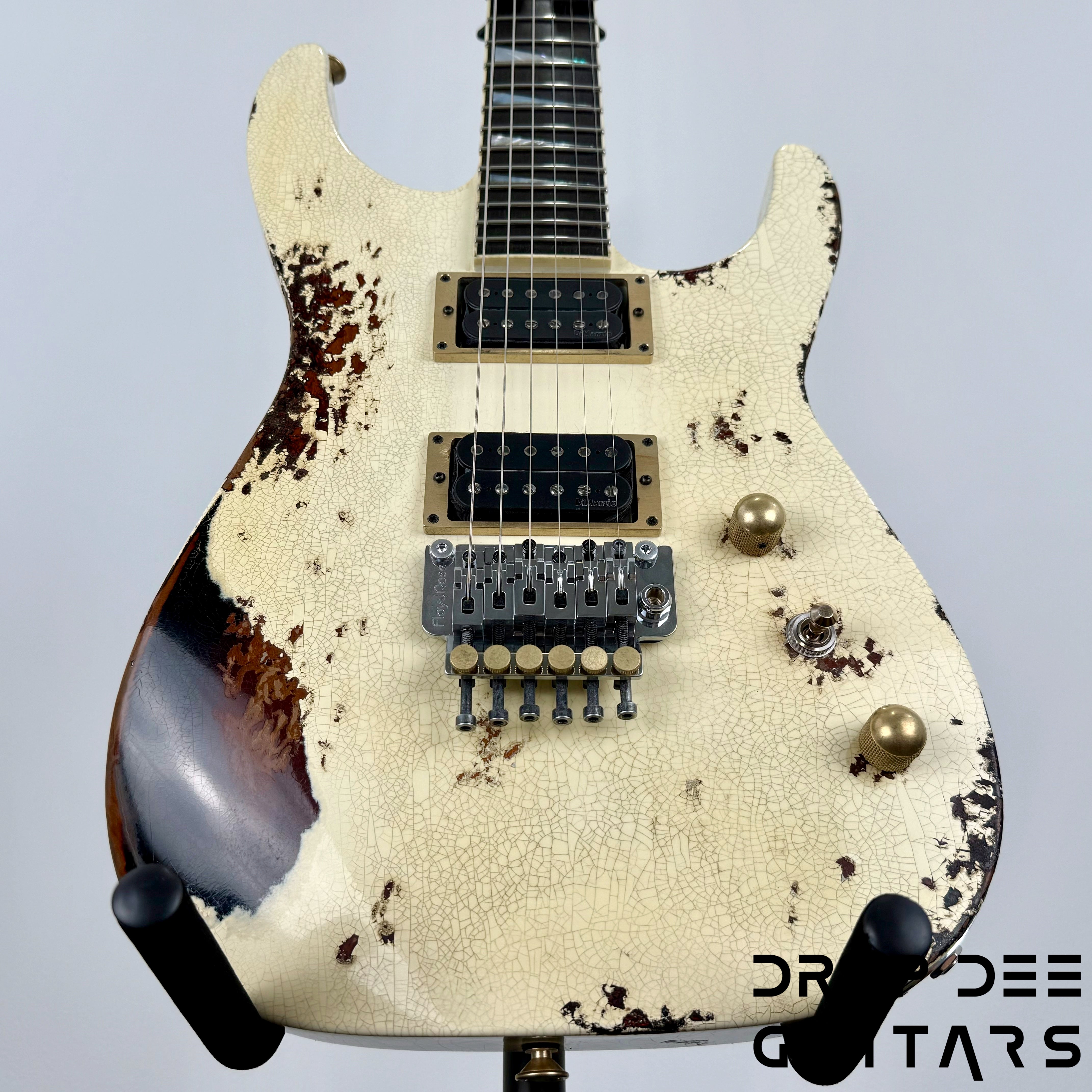 Jackson USA Custom Shop Special Edition Soloist Electric Guitar w/ Case - Vanilla Shake Over 3 Tone Sunburst